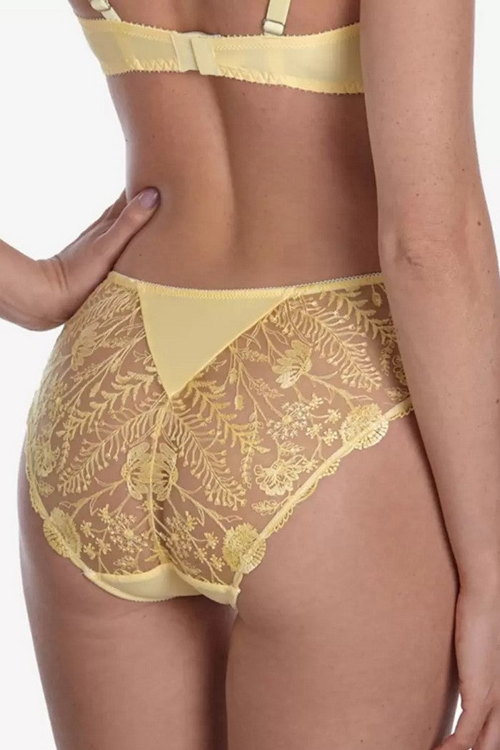 Трусики слип с вышивкой Бланманже Т8 yellow