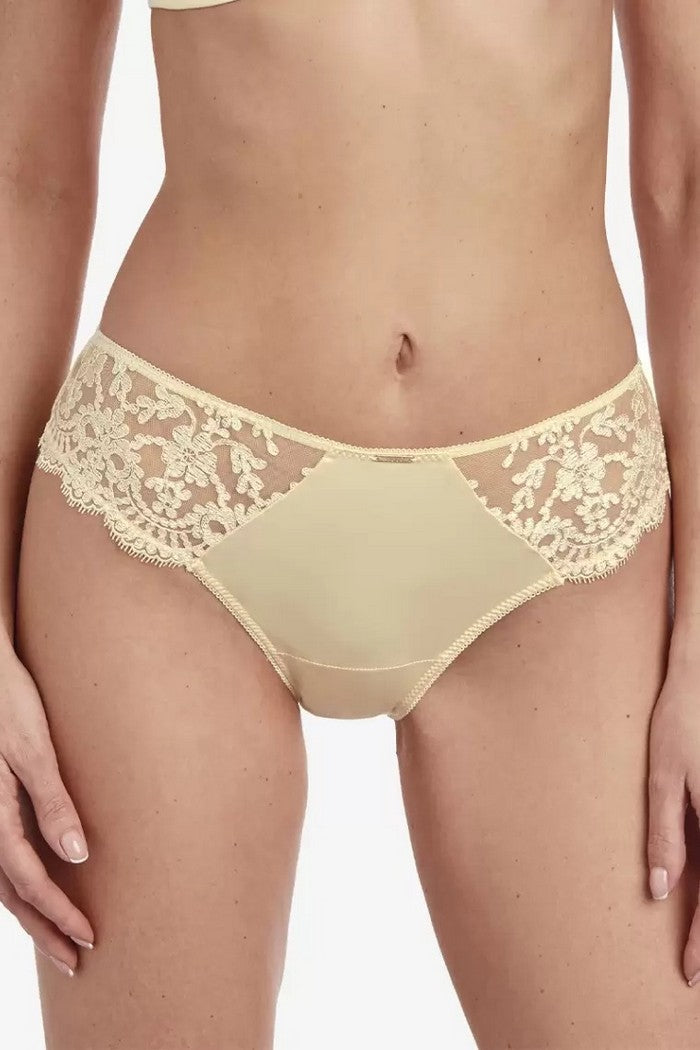 Трусики слип с кружевом Лицеум Т52 cream