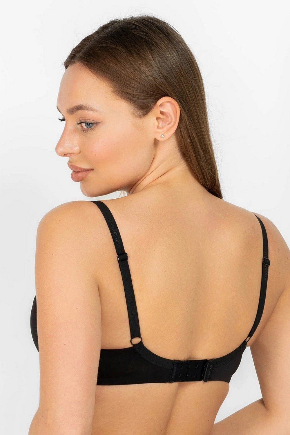 Бюстгальтер с формованной чашкой 8181-008 black