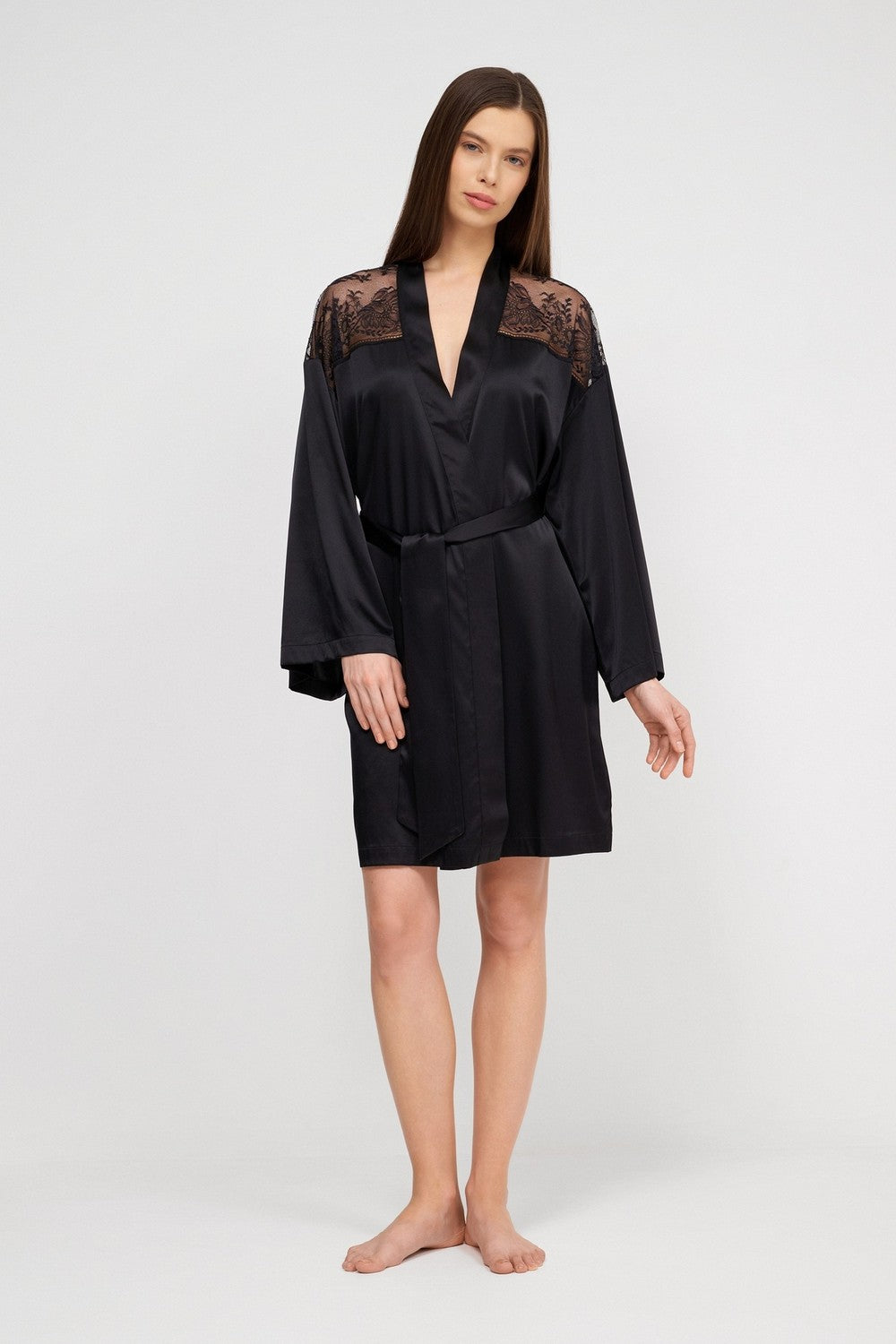 Шелковый халат с кружевом 2S65 Midnight Whisper black