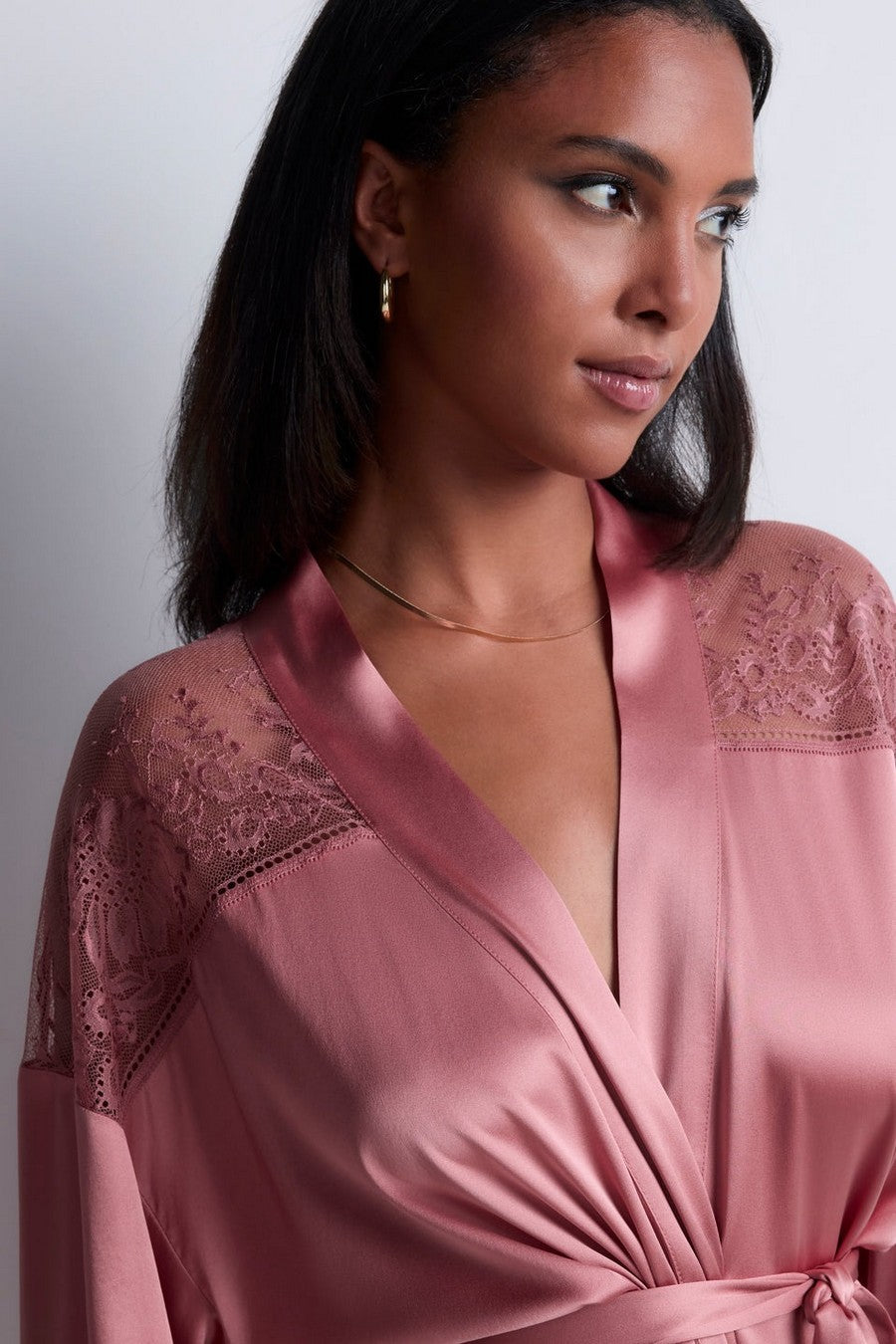 Шелковый халат с кружевом 2S65 Midnight Whisper warm pink