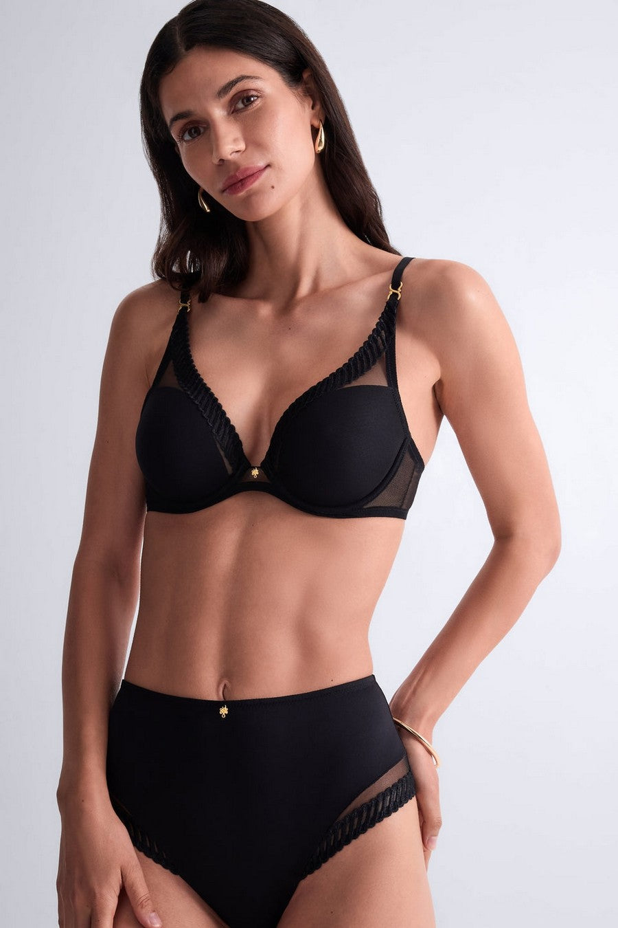 Високі трусики сліп 4M24 Sheer Emotion black Aubade