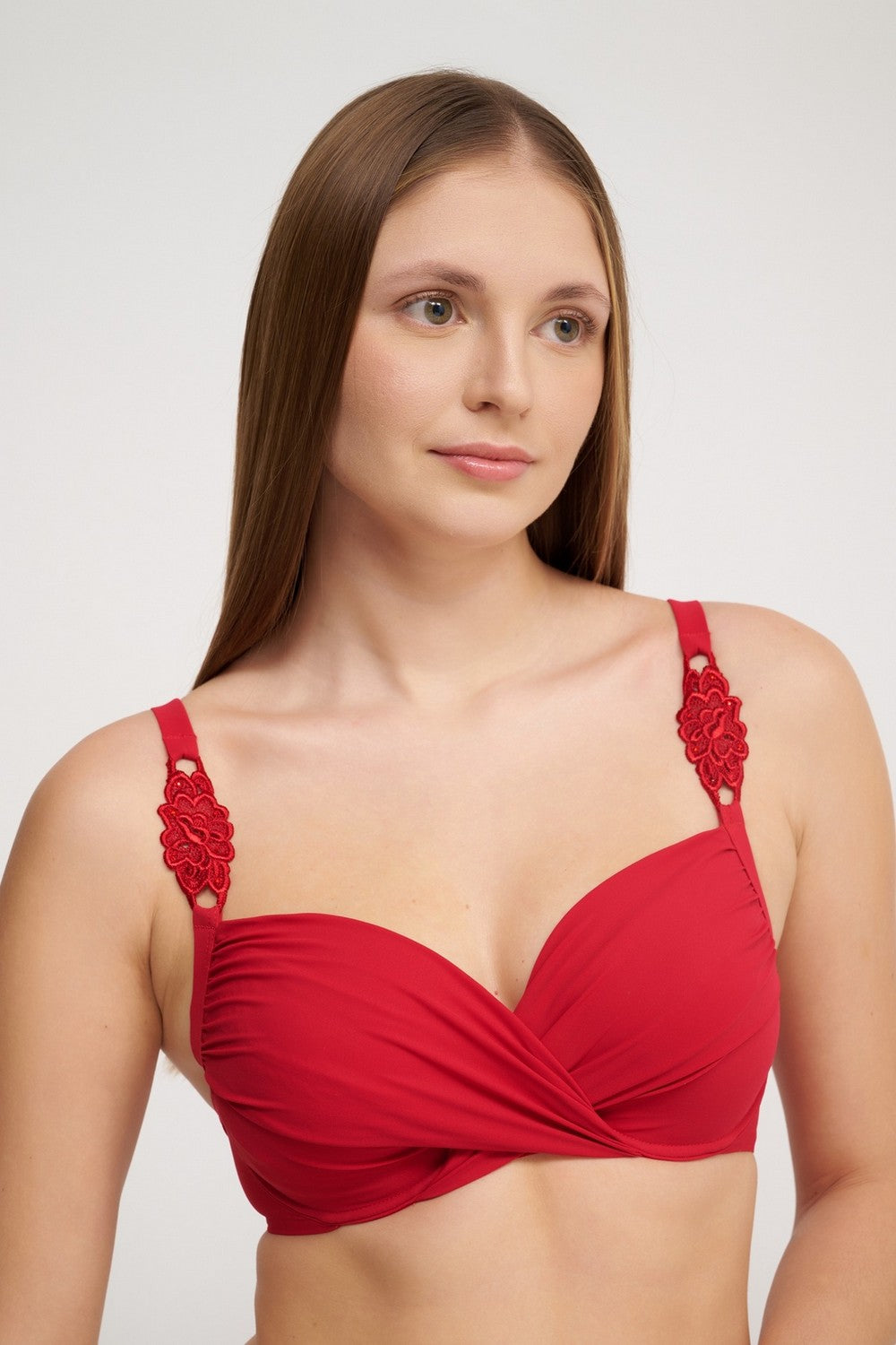 Купальный бюстгальтер с драпировкой HQ15 Eclat D'Oasis rouge