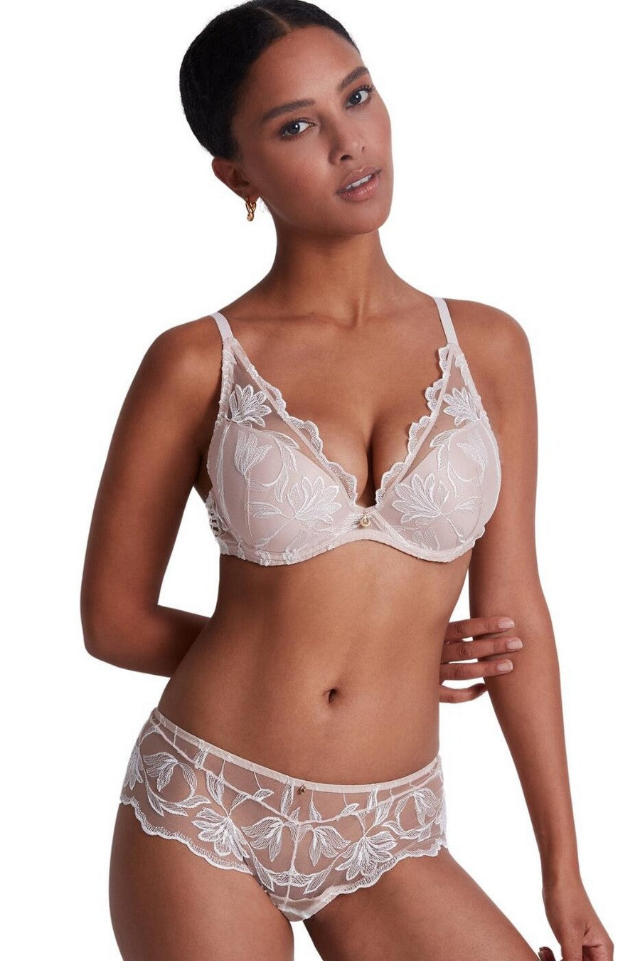 Бюстгальтер с вышивкой LCN81 Season Of Love caresse
