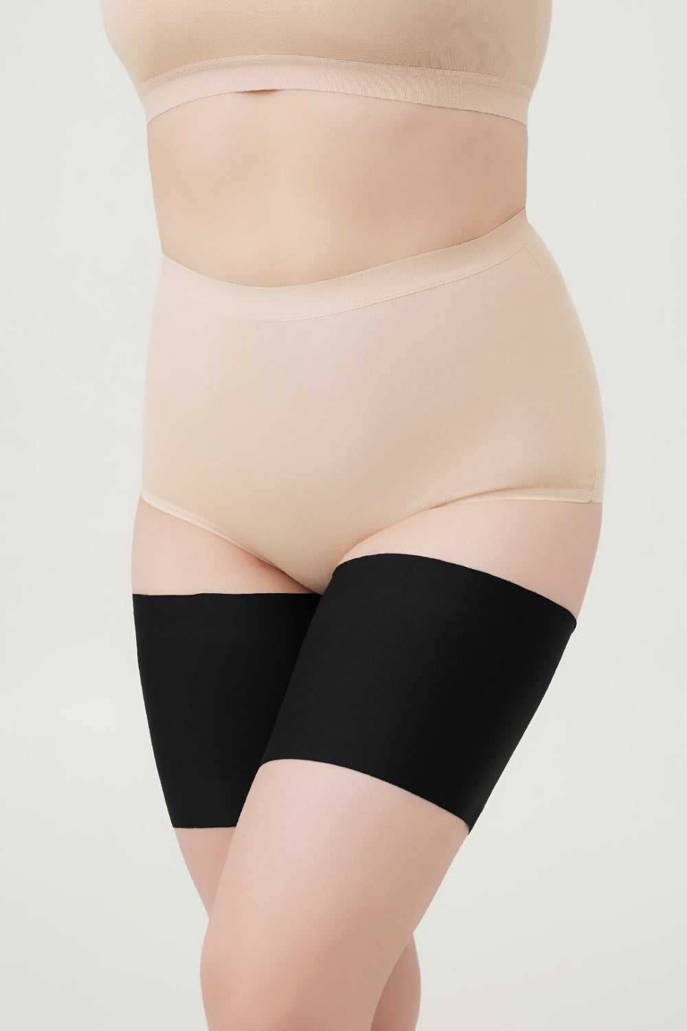 Гладкие бандалетки Corrente