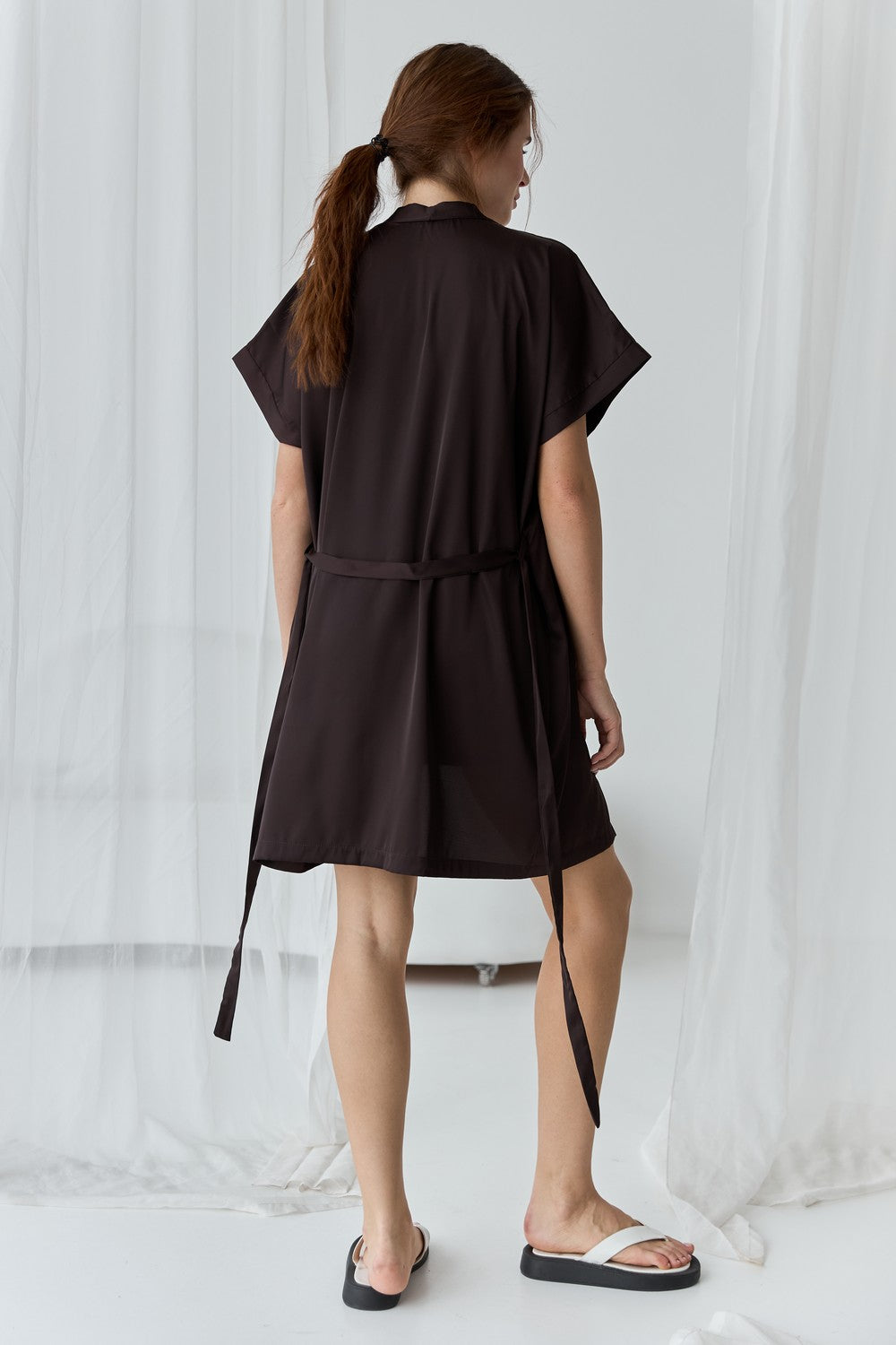 Атласный халат с поясом 0242 dark chocolate