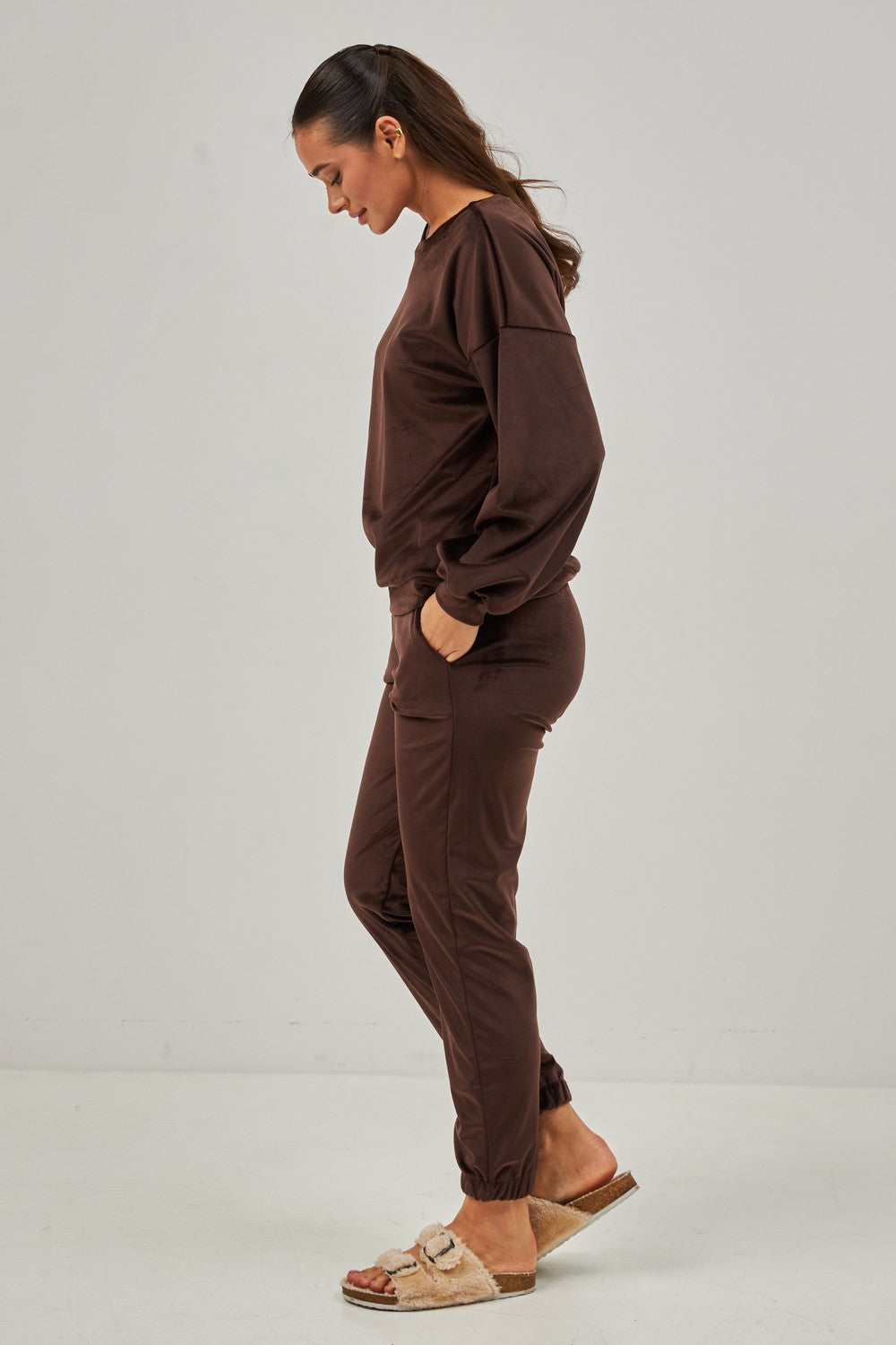 Плюшевый комплект для дома 0332/333 dark chocolate