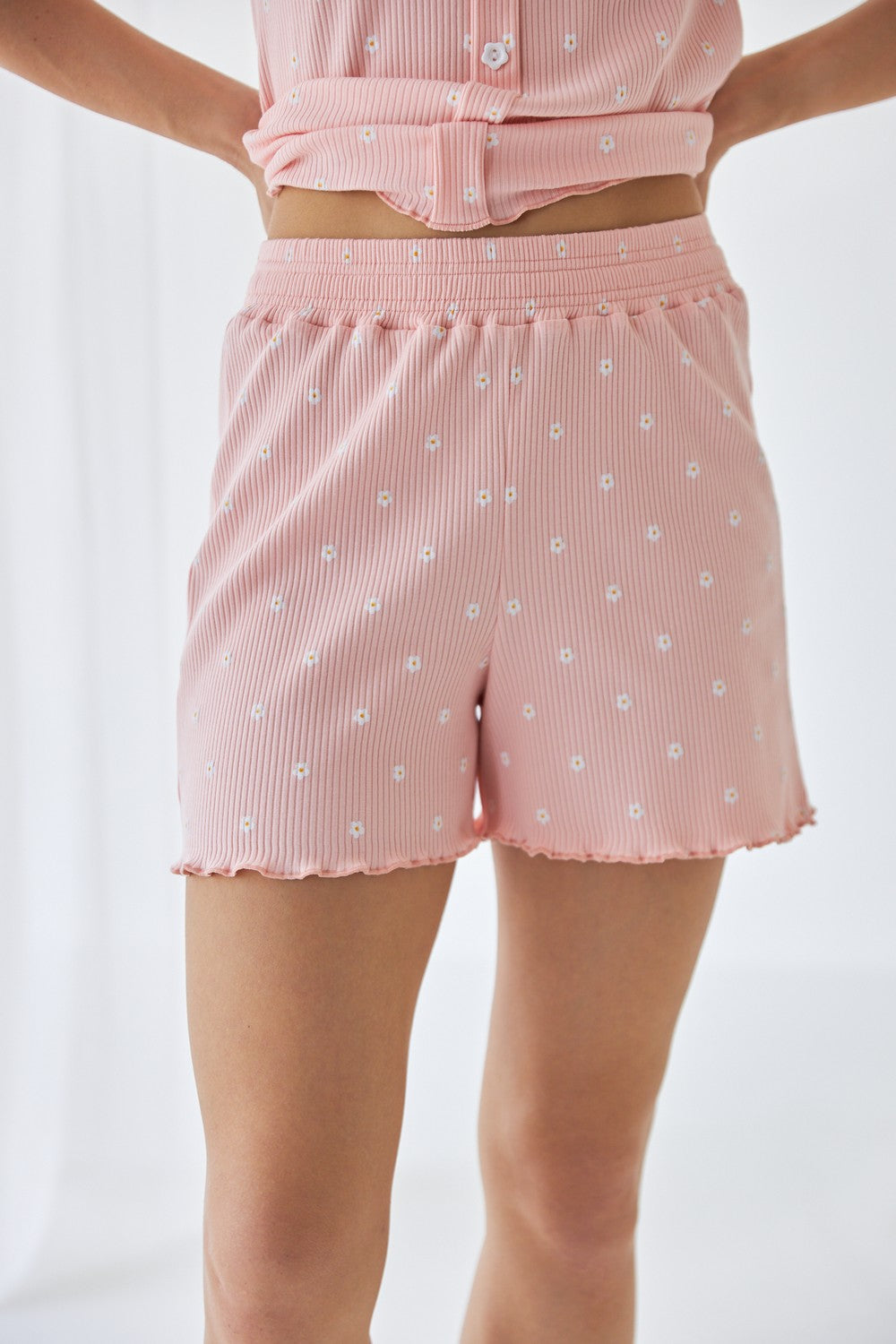 Хлопковая пижама с шортами 0369/376 flowers on peach