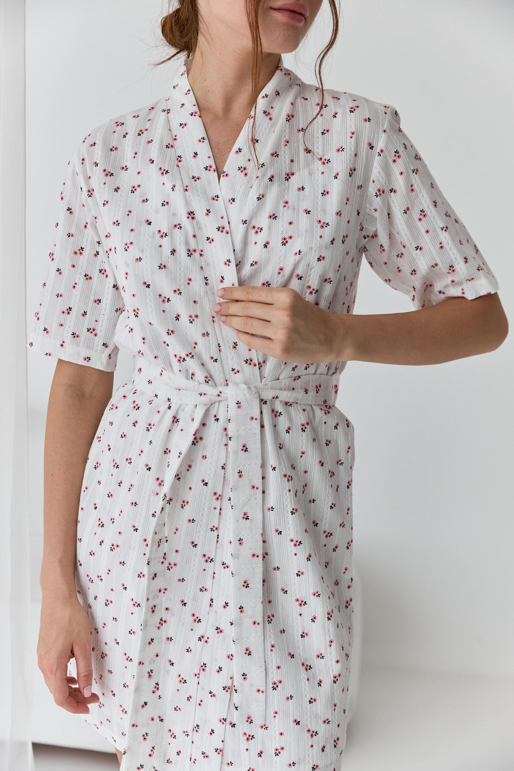 Бавовняний халат з квітами 0375 flowers on white