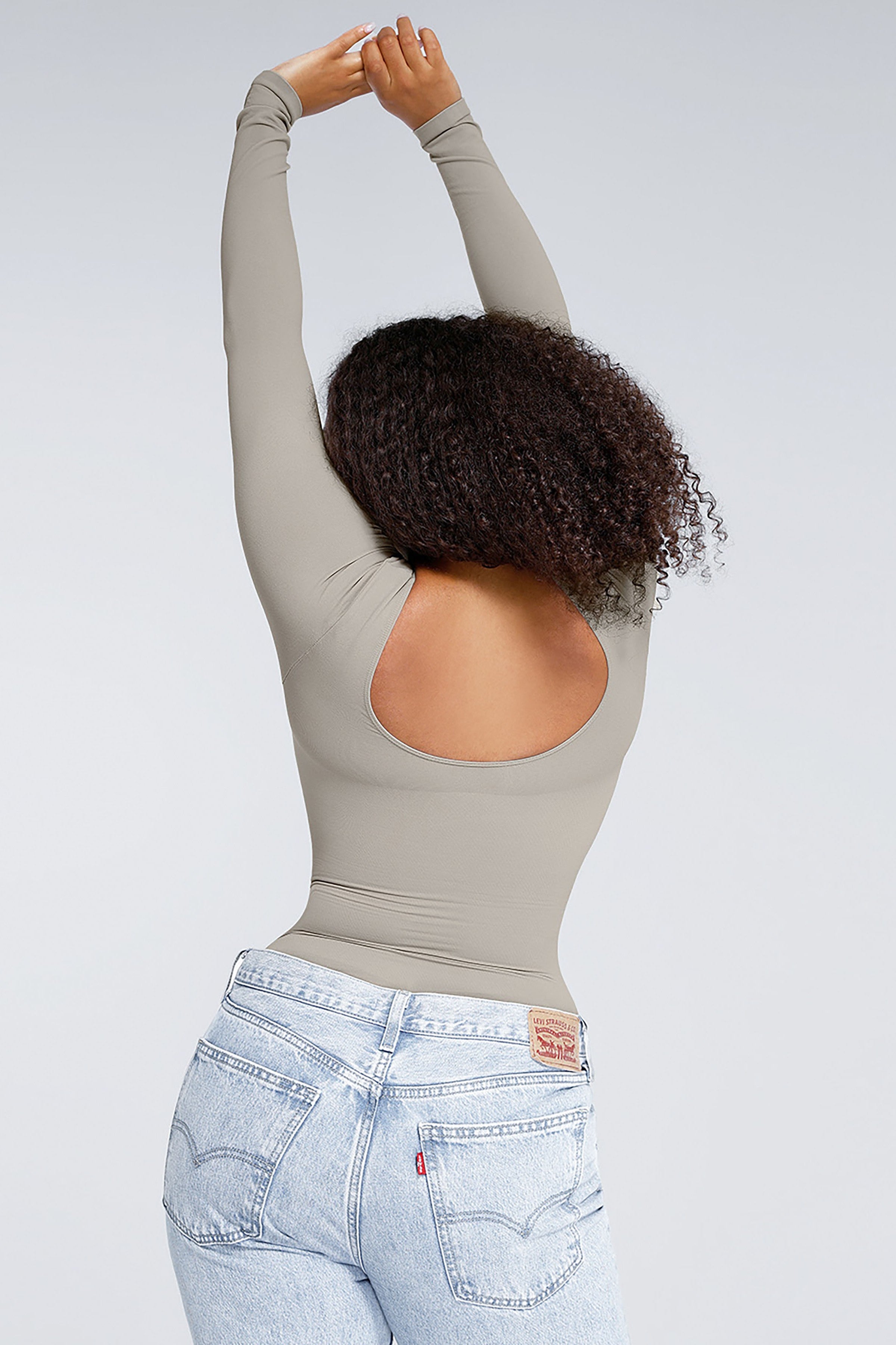 Корректирующее боди с вырезом MT240055-CY1