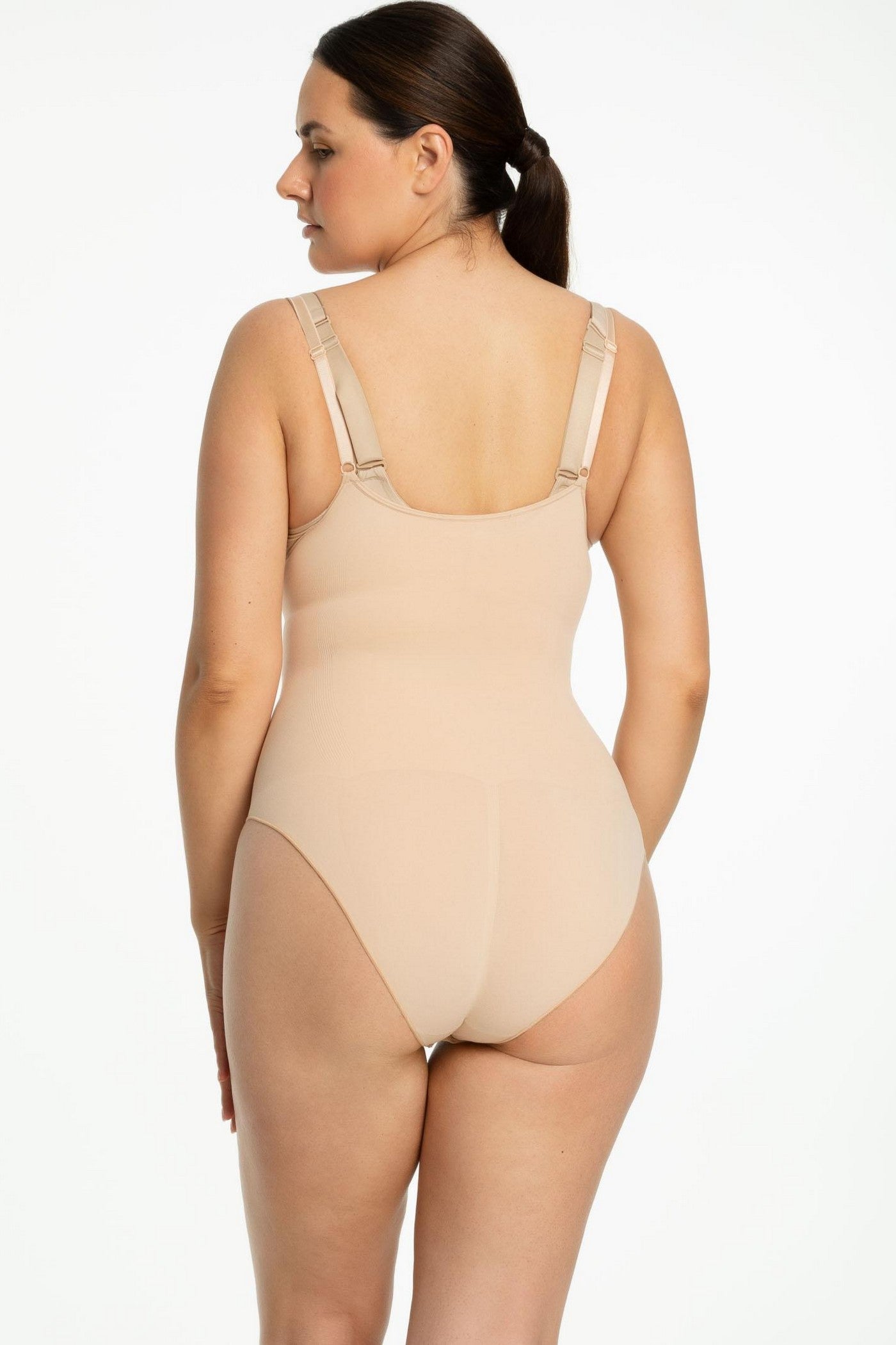 Боди с открытой грудью 419 beige