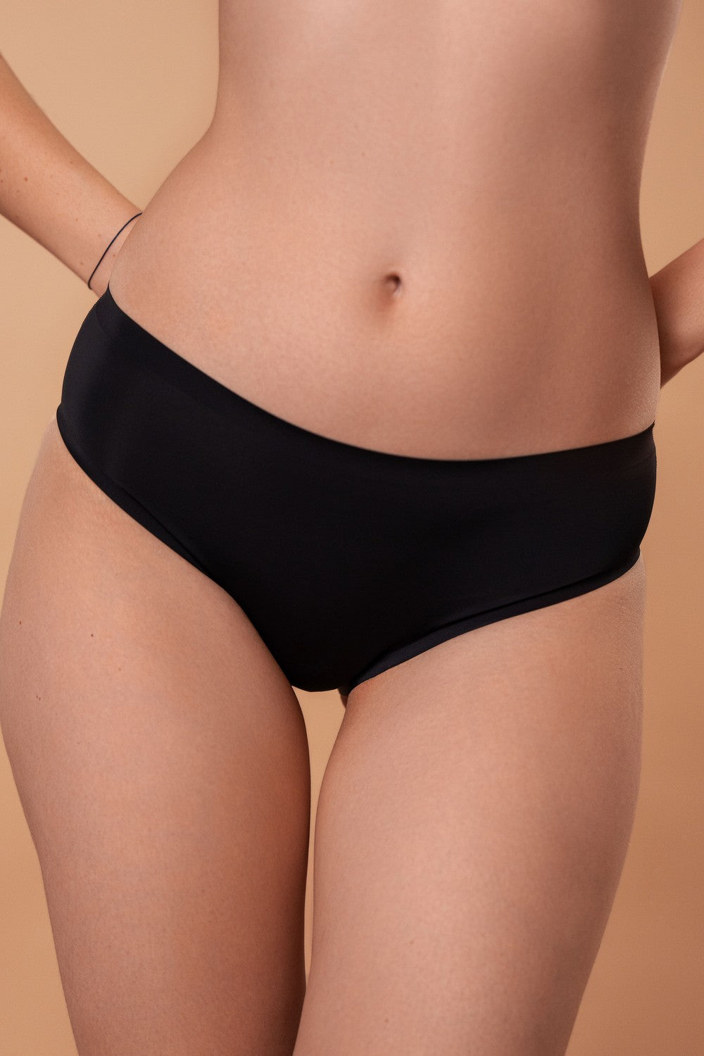 Бесшовные трусики брифы SLZ24202203 black