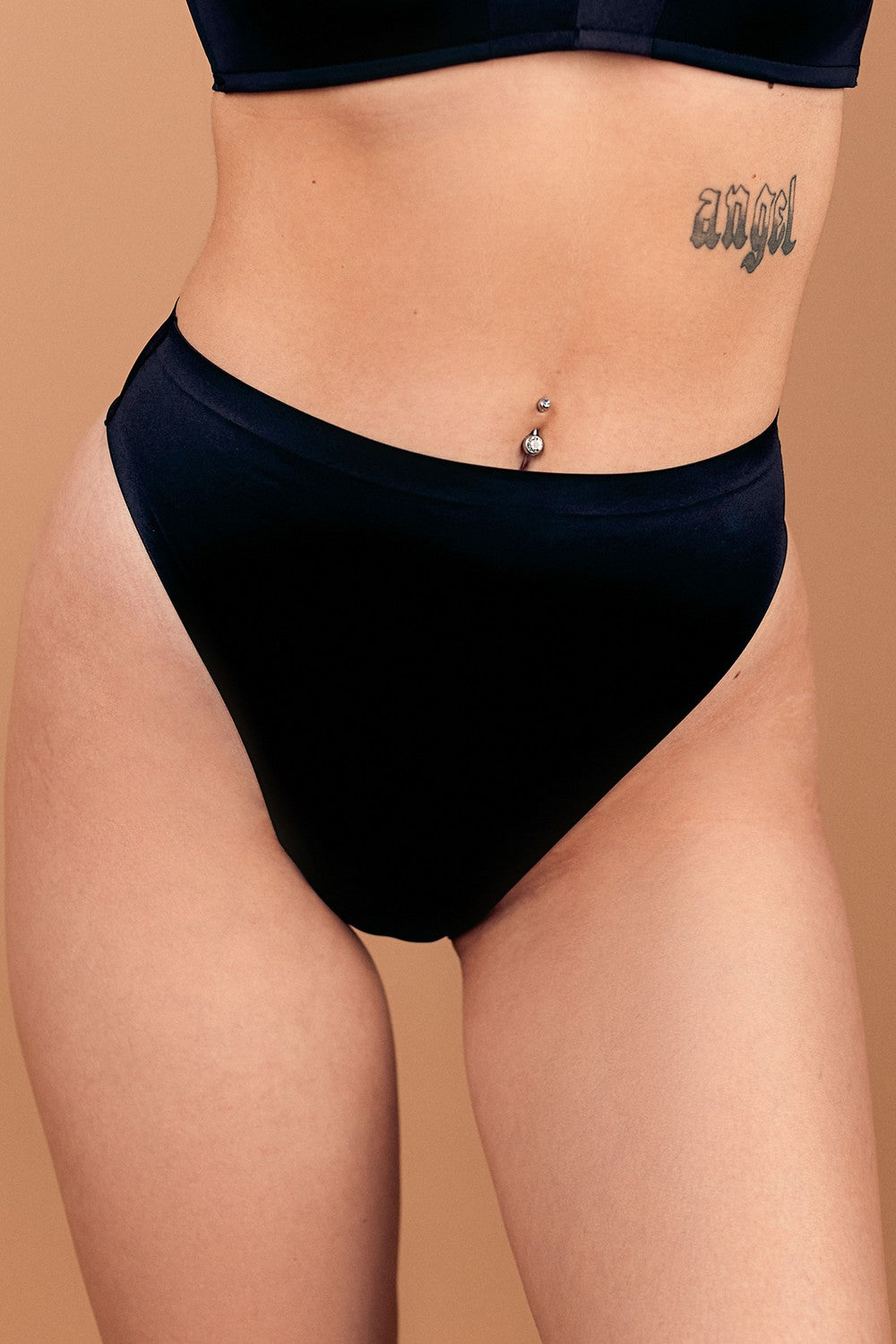 Высокие трусики стринг SLZ24202302 black