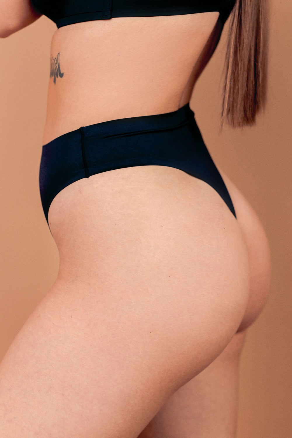 Высокие трусики стринг SLZ24202302 black