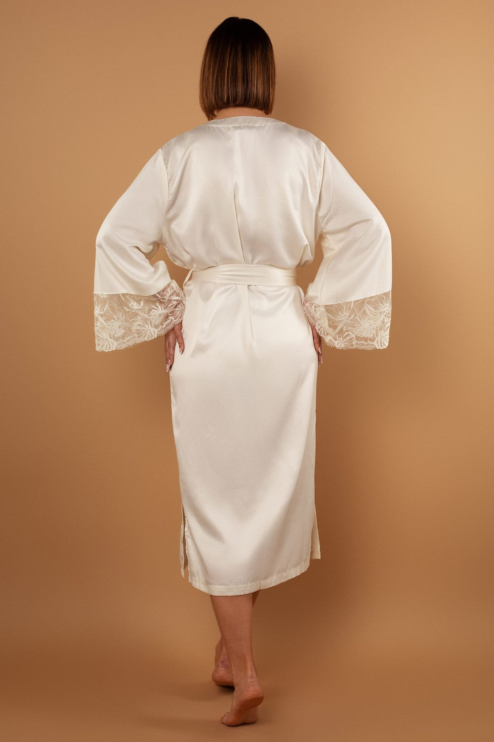 Сатиновый халат с кружевом SLZ25805001 vanilla