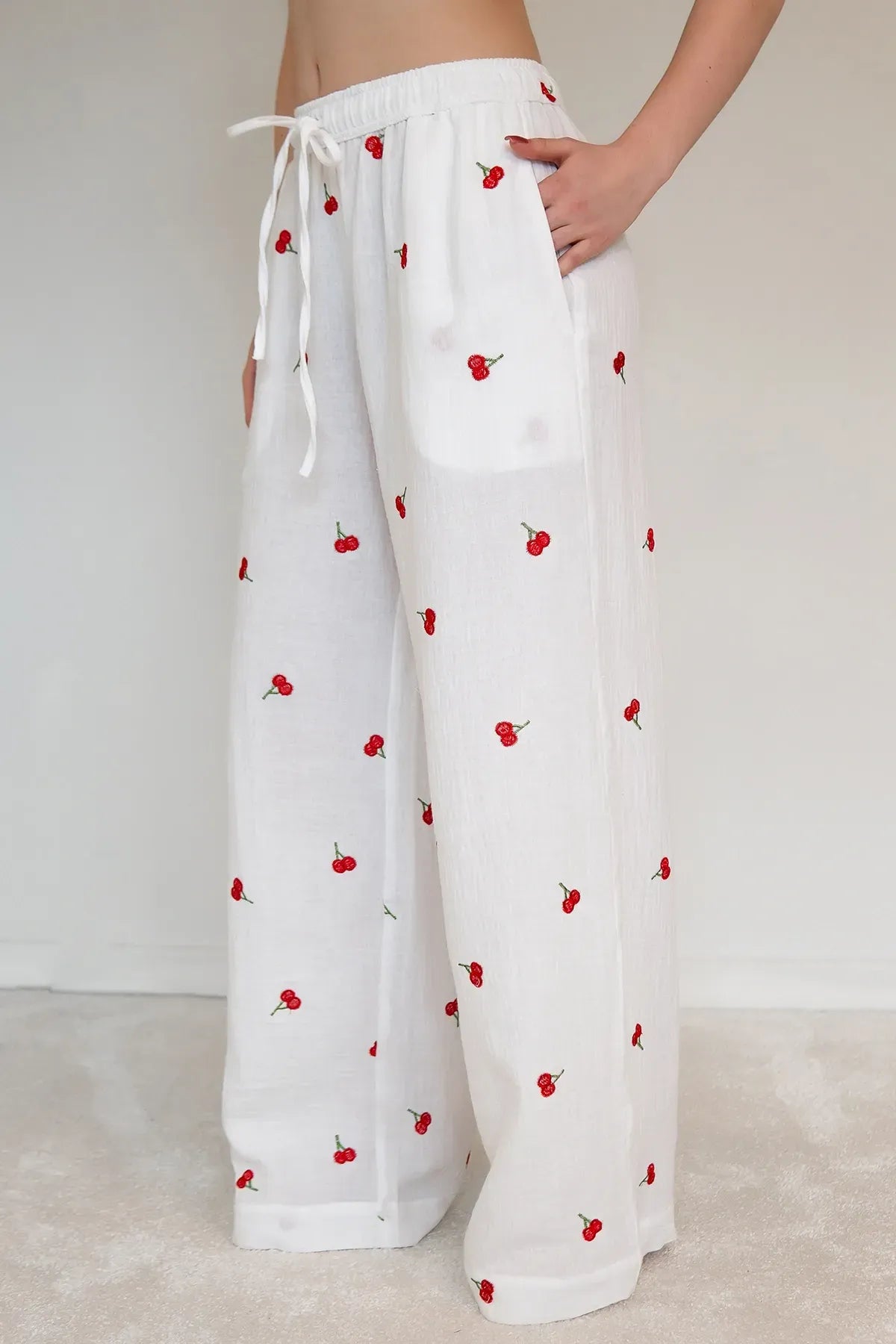 Брюки из муслина с вышивкой Cherry ML0084-38-09