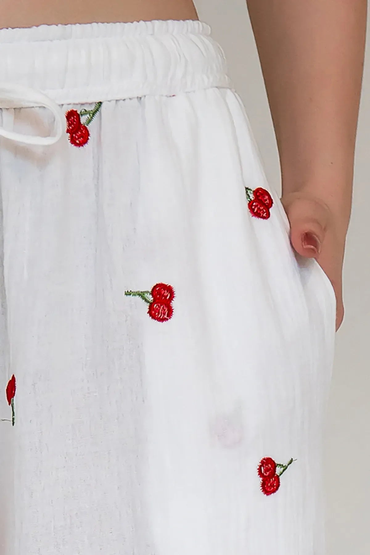 Брюки из муслина с вышивкой Cherry ML0084-38-09