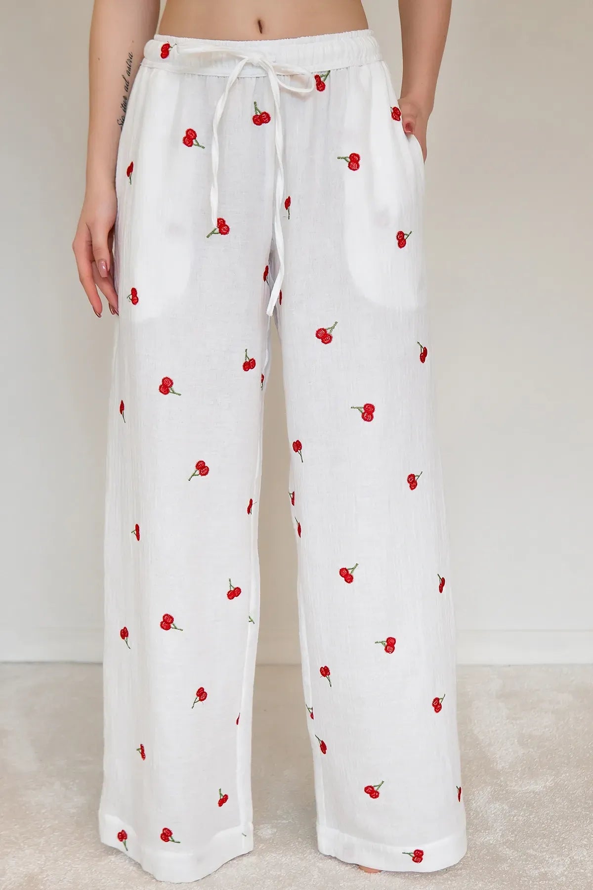 Брюки из муслина с вышивкой Cherry ML0084-38-09