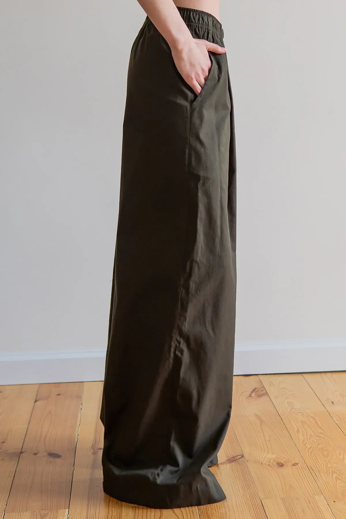 Льняные брюки Military LN0072-15-09