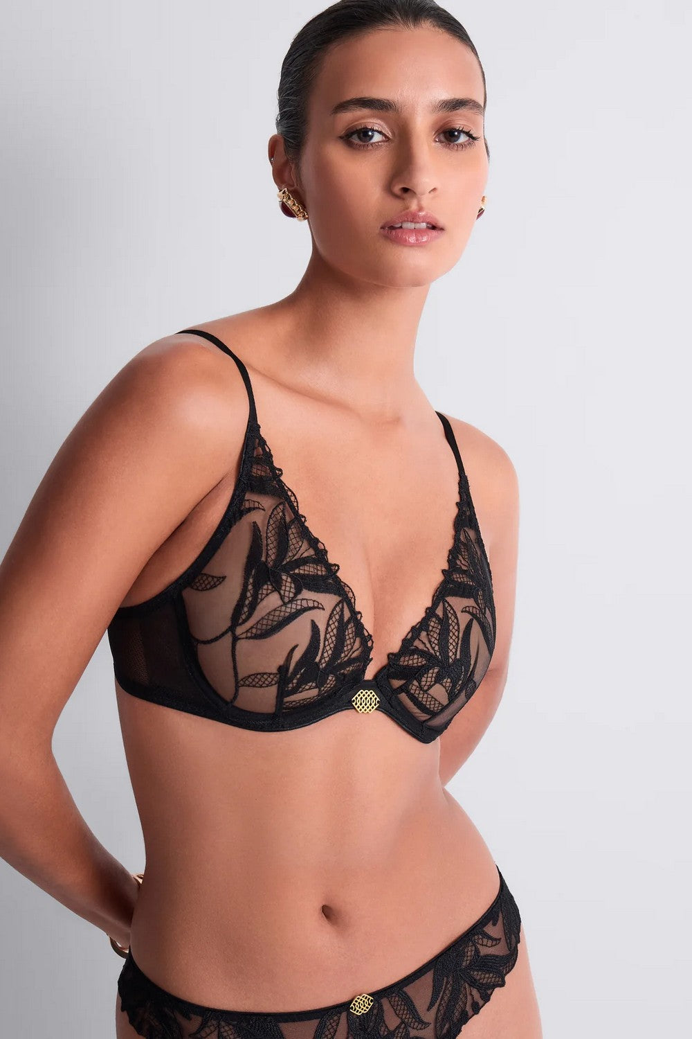 м'який бюстгальтер з вишивкою 6BF12 Sweet Euphoria black