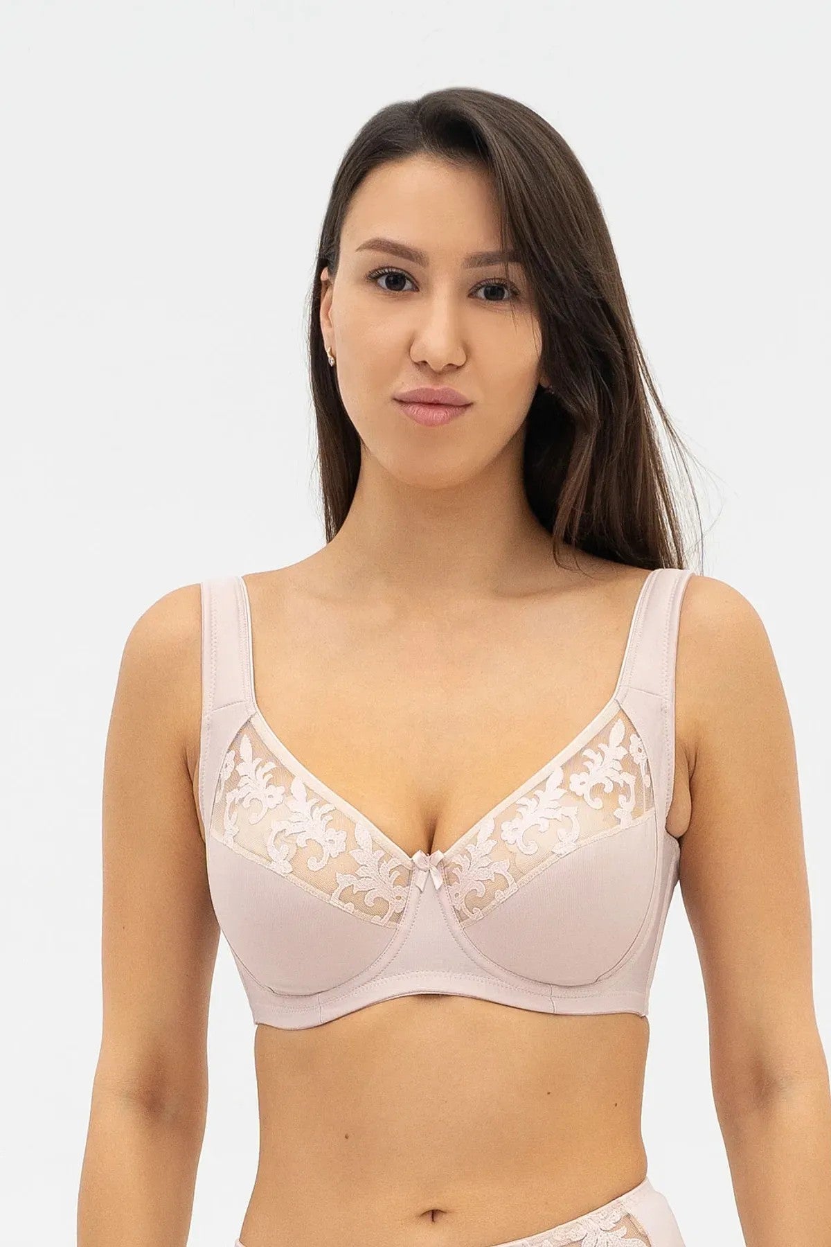 Мягкий бюстгальтер с вышивкой 006 015 Martina silver peony