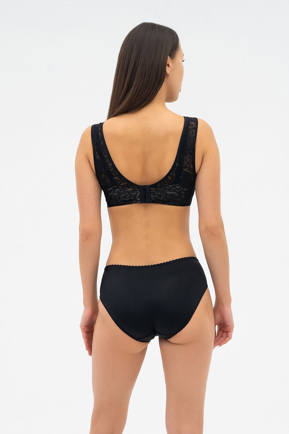 Бра-топ с плотными чашками 007 19 02 Alessia