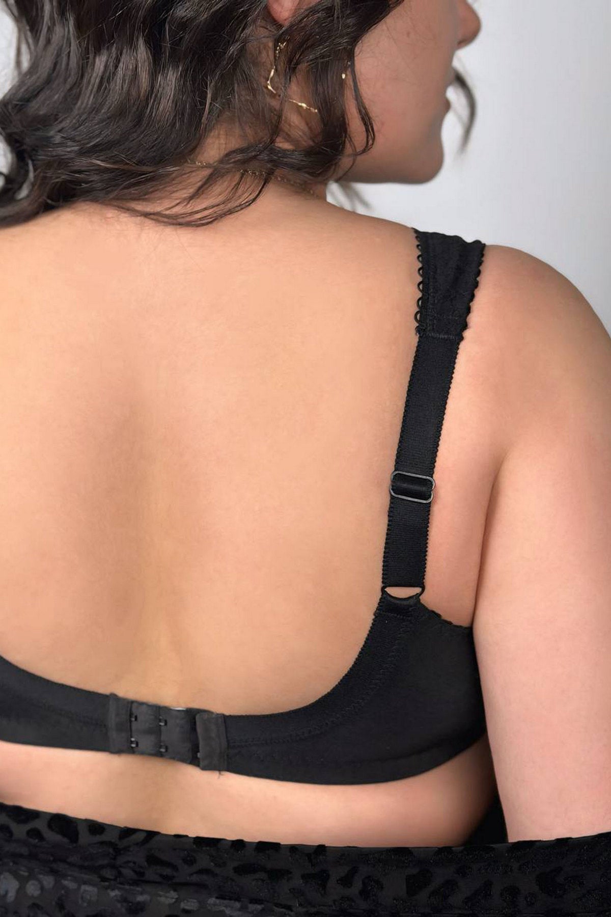 М'який бюстгальтер 02150 Cotton Classic black