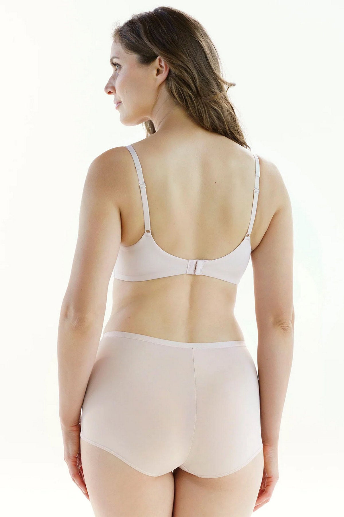 Бесшовный бюстгальтер Shape 92H30 silver peony