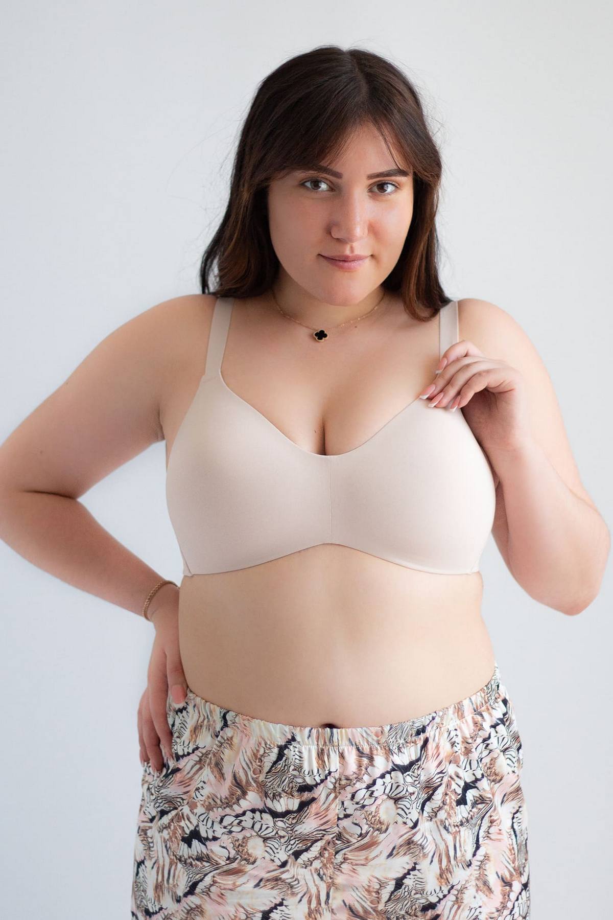 Бюстгальтер без косточек Shape 92H37 silver peony