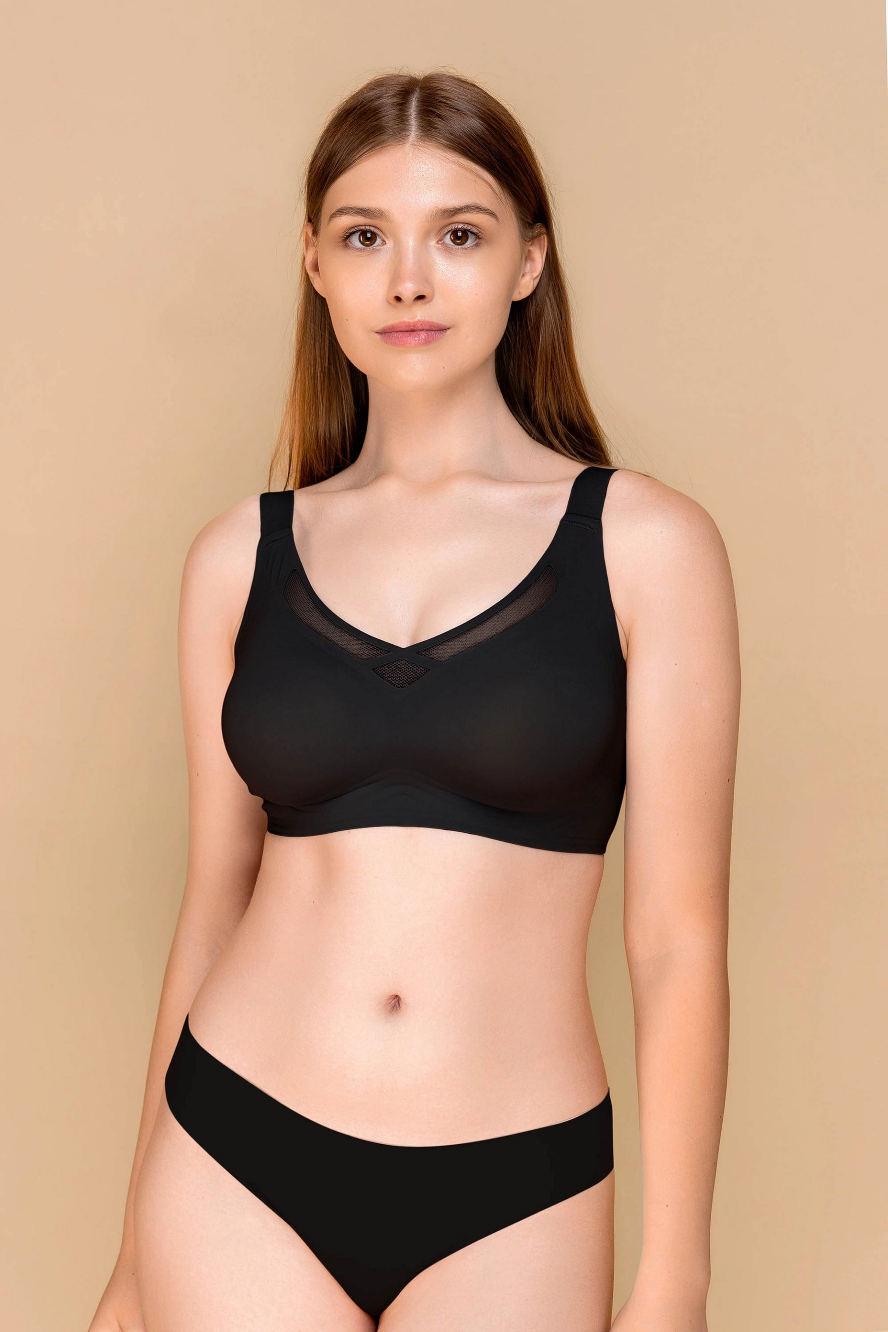 Бесшовный бюстгальтер из микрофибры 882-075 black