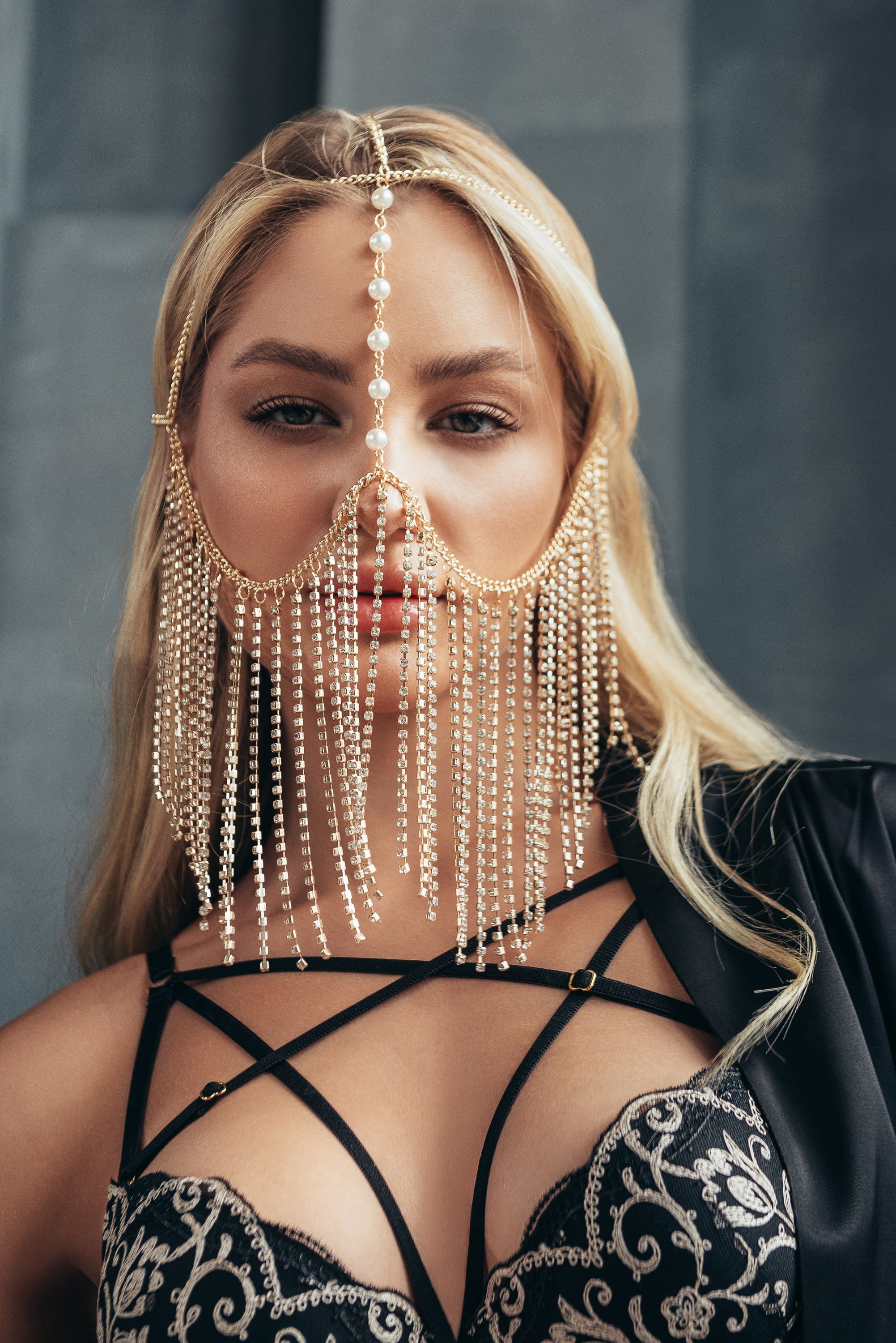 Бюстгальтер push-up с кружевом Riana L22001 black