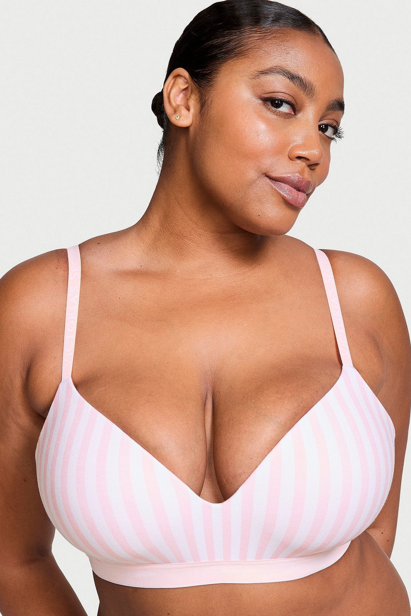 Ущільнений бюстгальтер без кісточок 447833471 white/rose Victoria`s Secret