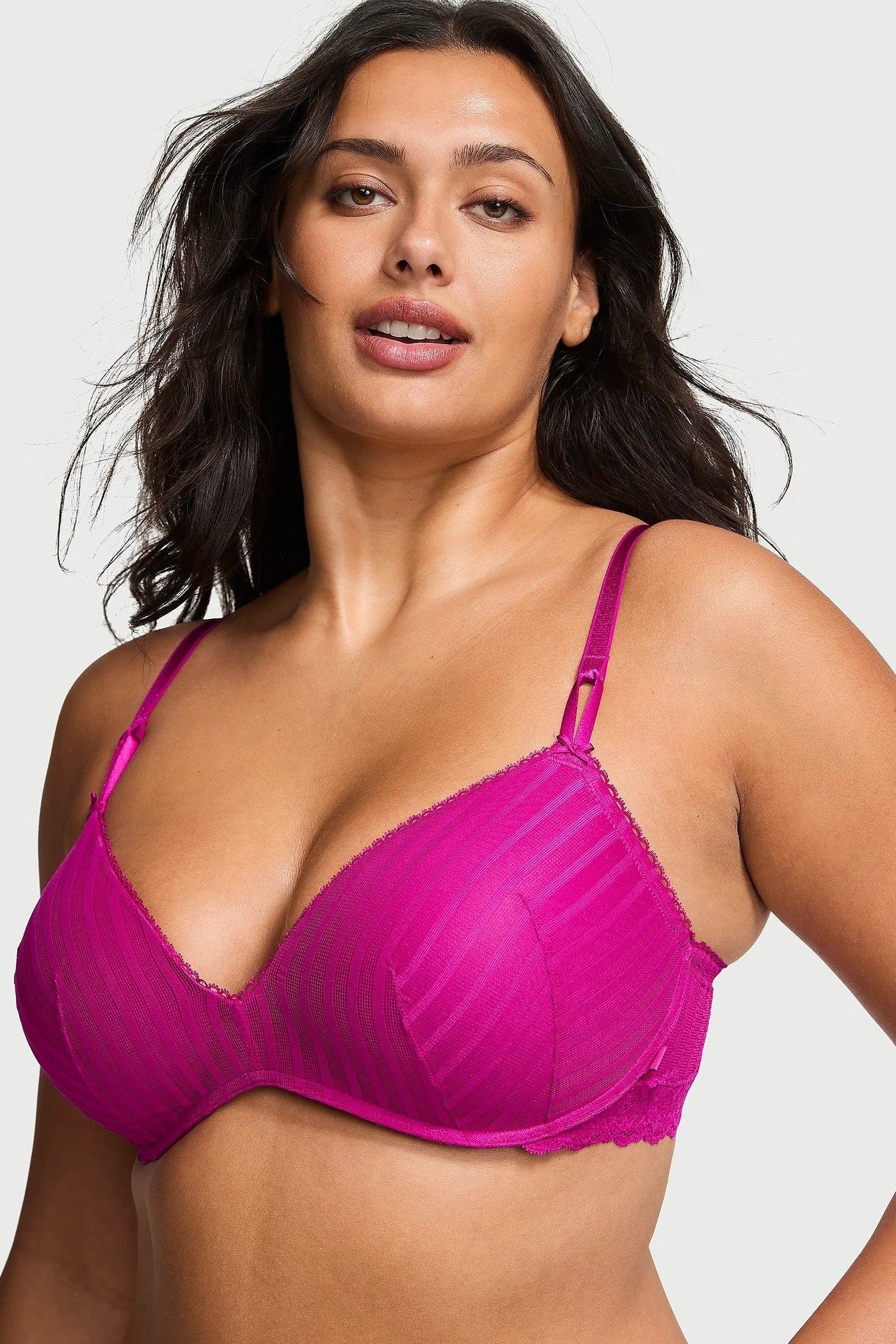 Бюстгальтер пуш-ап без кісточок 495534295 pink Victoria`s Secret