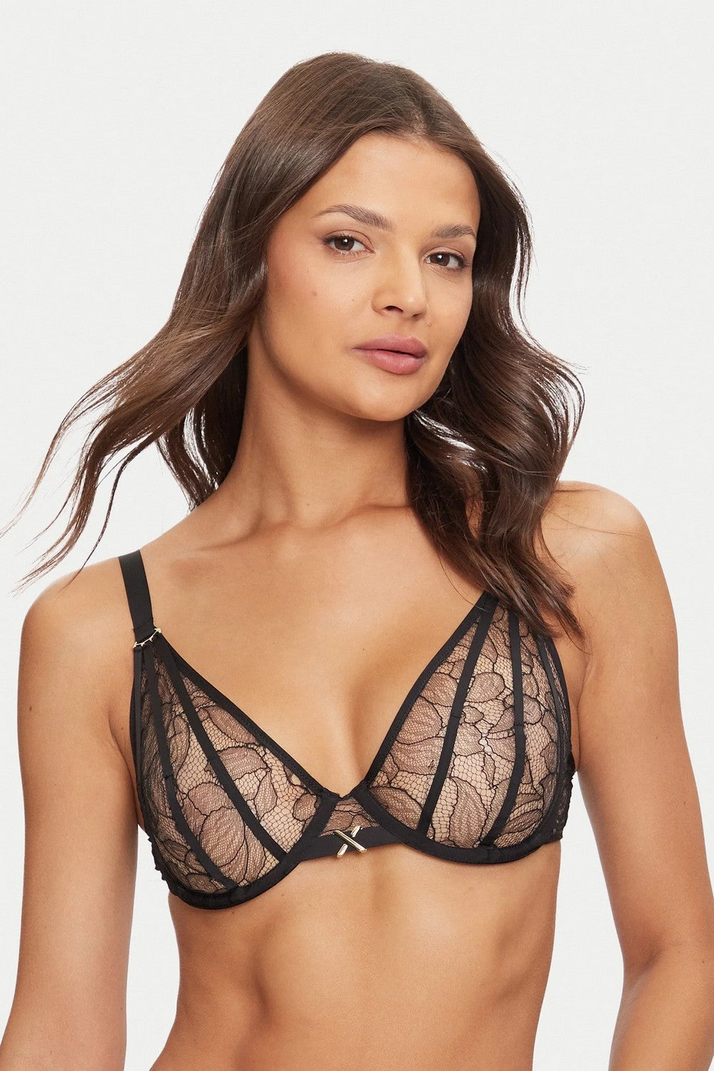 Мягкий бюстгальтер из кружева 01AMA Xquisite black