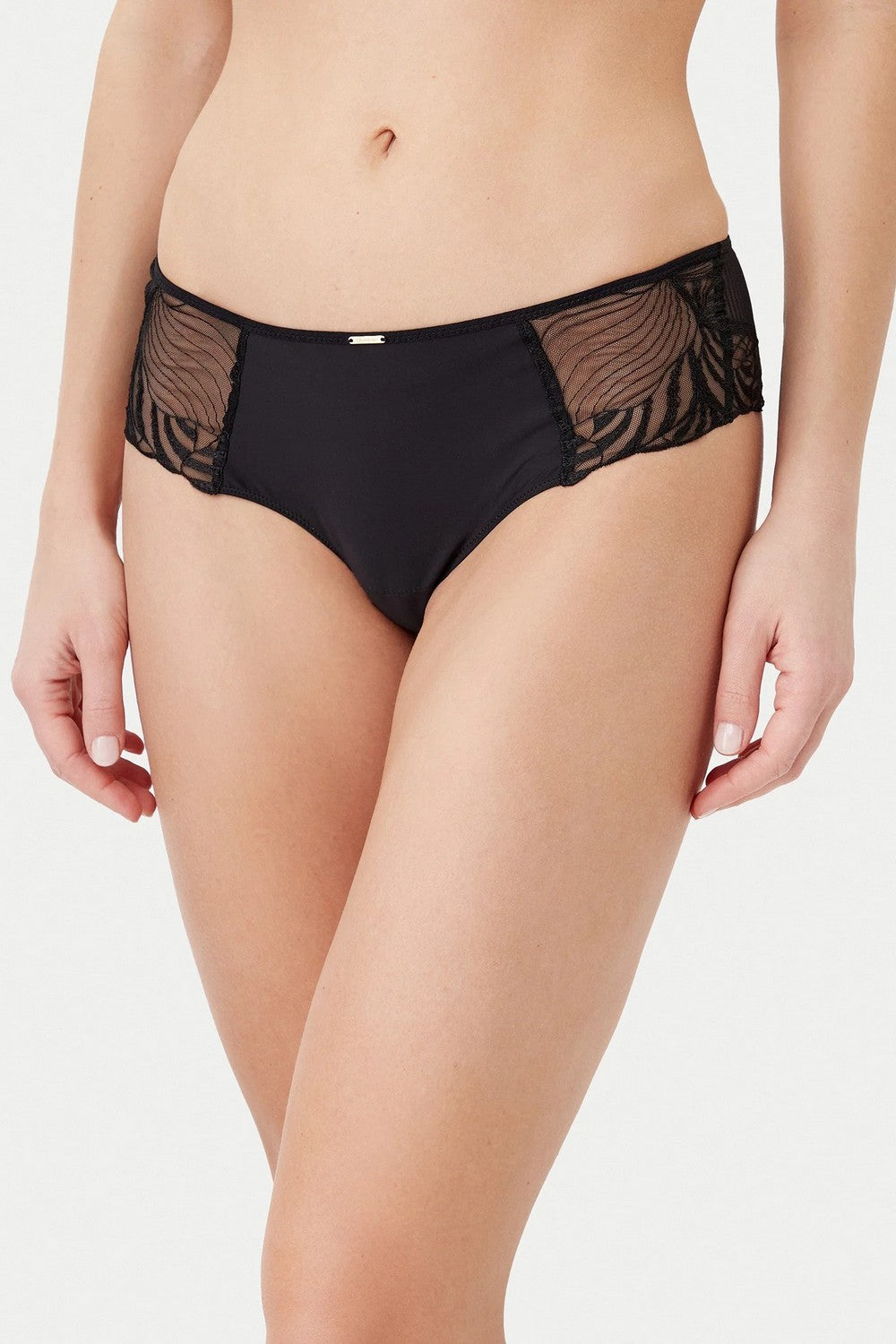 Трусики бразилиана с кружевом 15YB0 Legend black