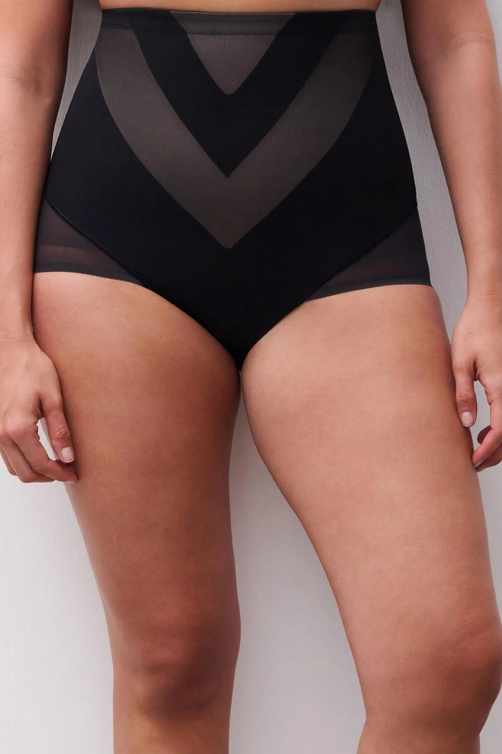 Корректирующие трусики с высокой талией 16OC6 Glam Shaping black