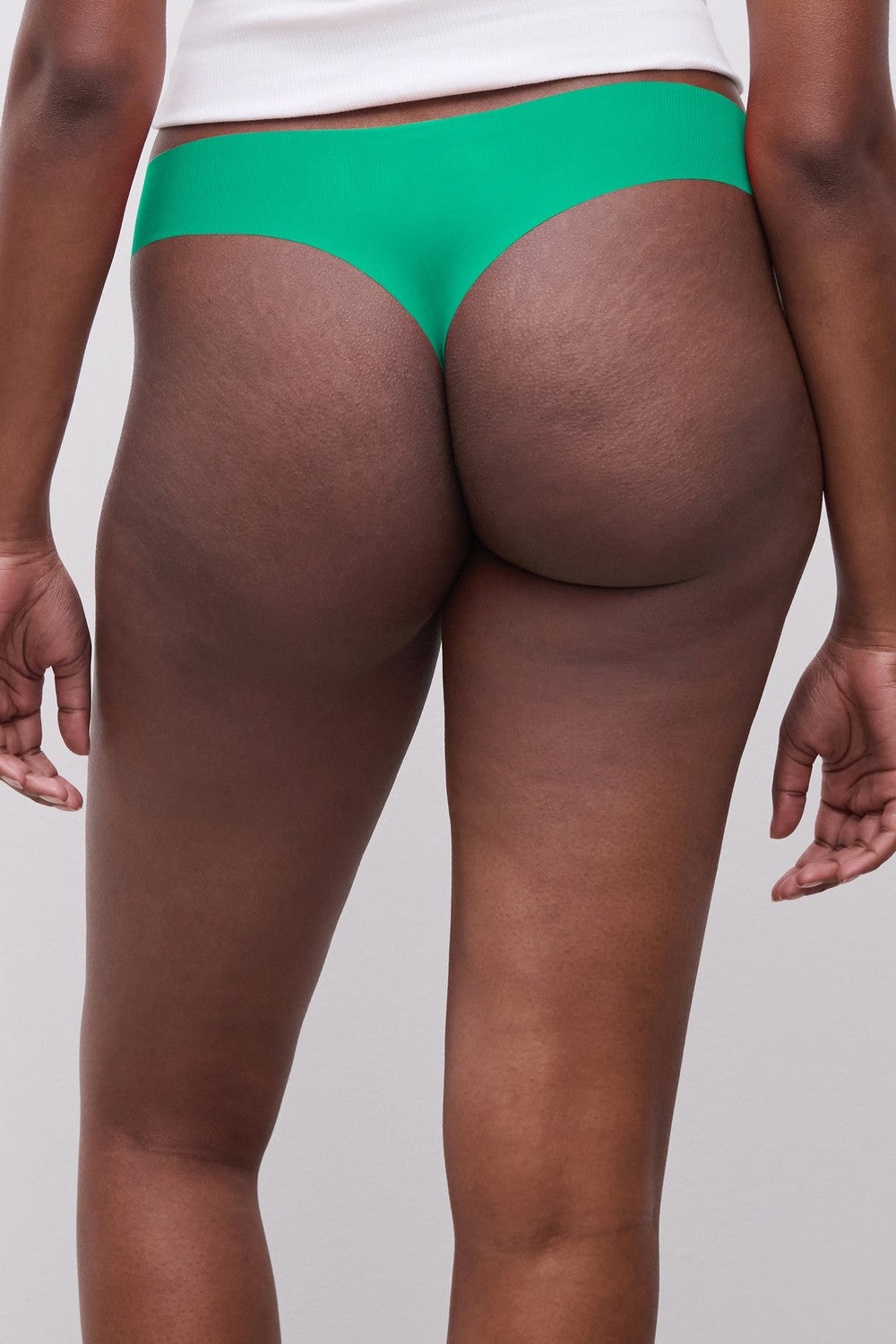 Бесшовные трусики стринг 22HG9 Pulpies hollywood green
