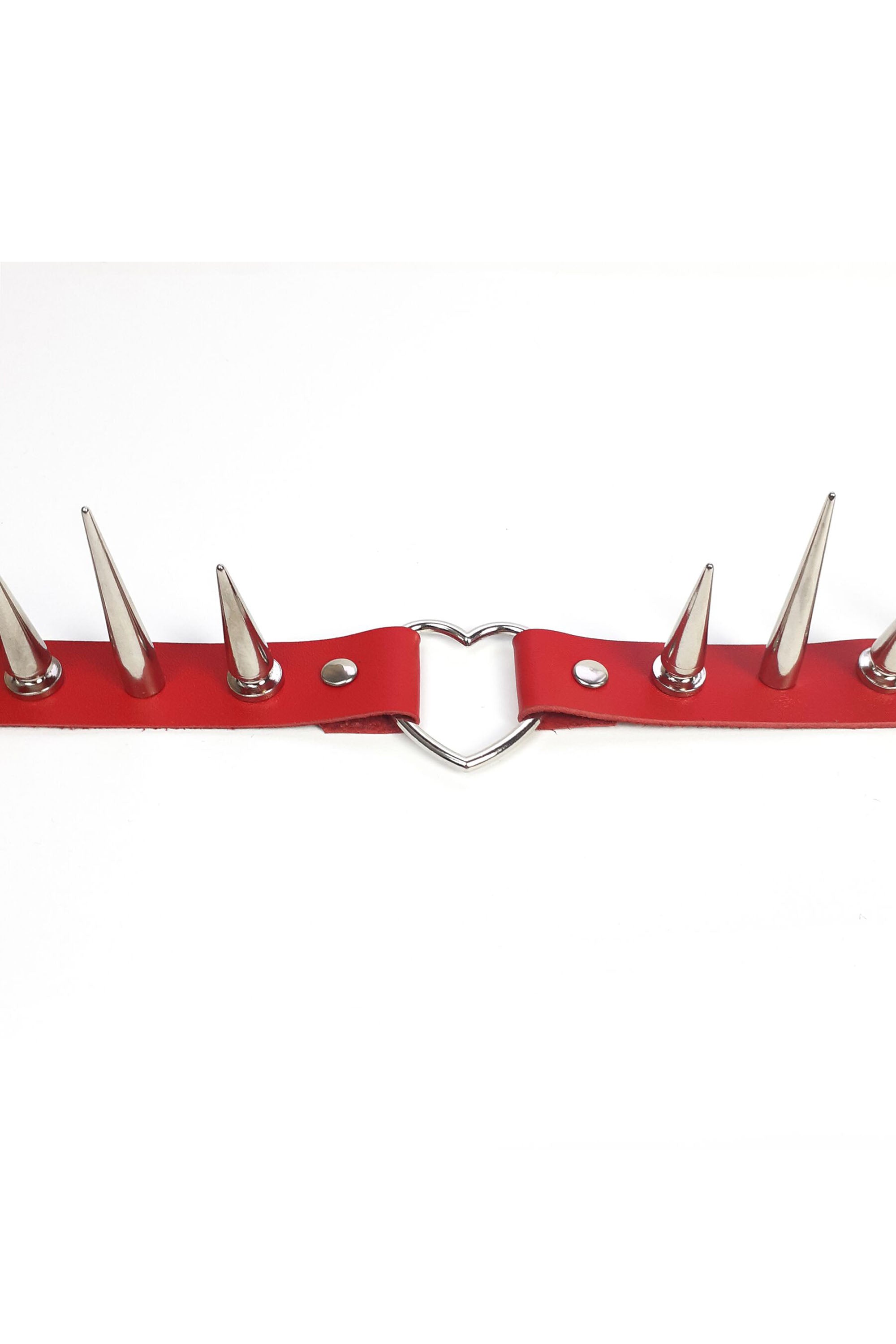 Чокер с шипами Crystal red