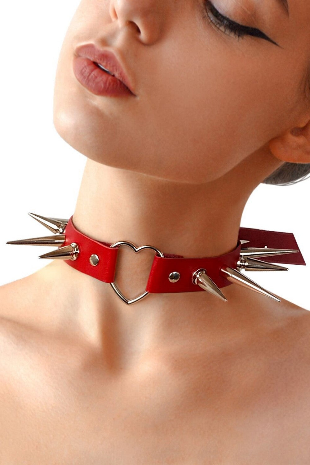 Чокер с шипами Crystal red