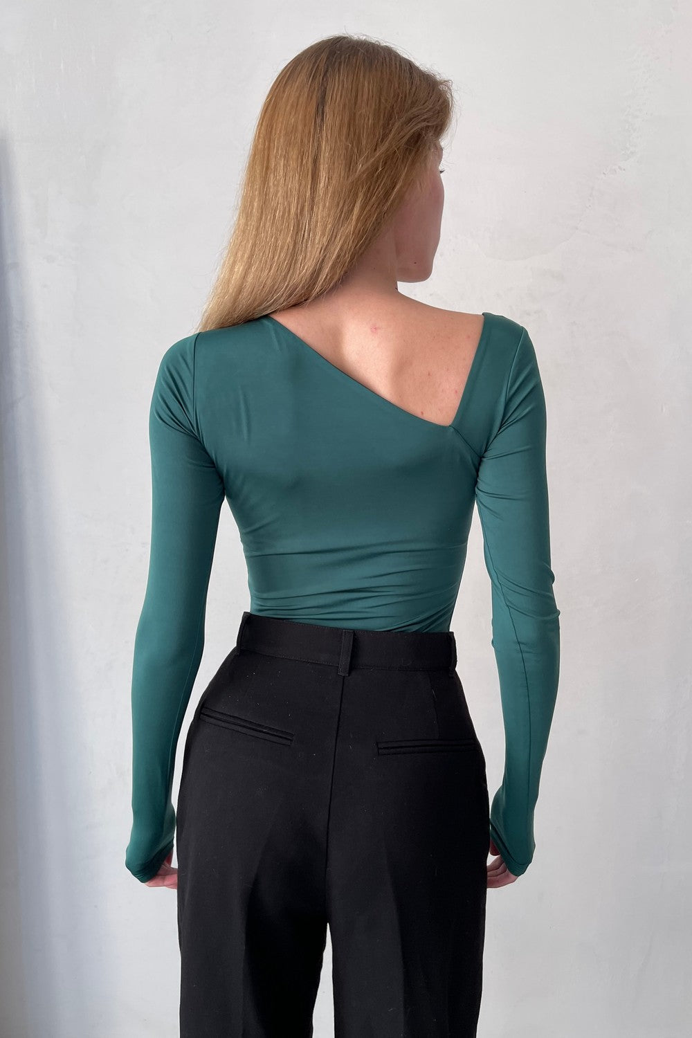 Боди из микронейлона AW22625/30 Model A green