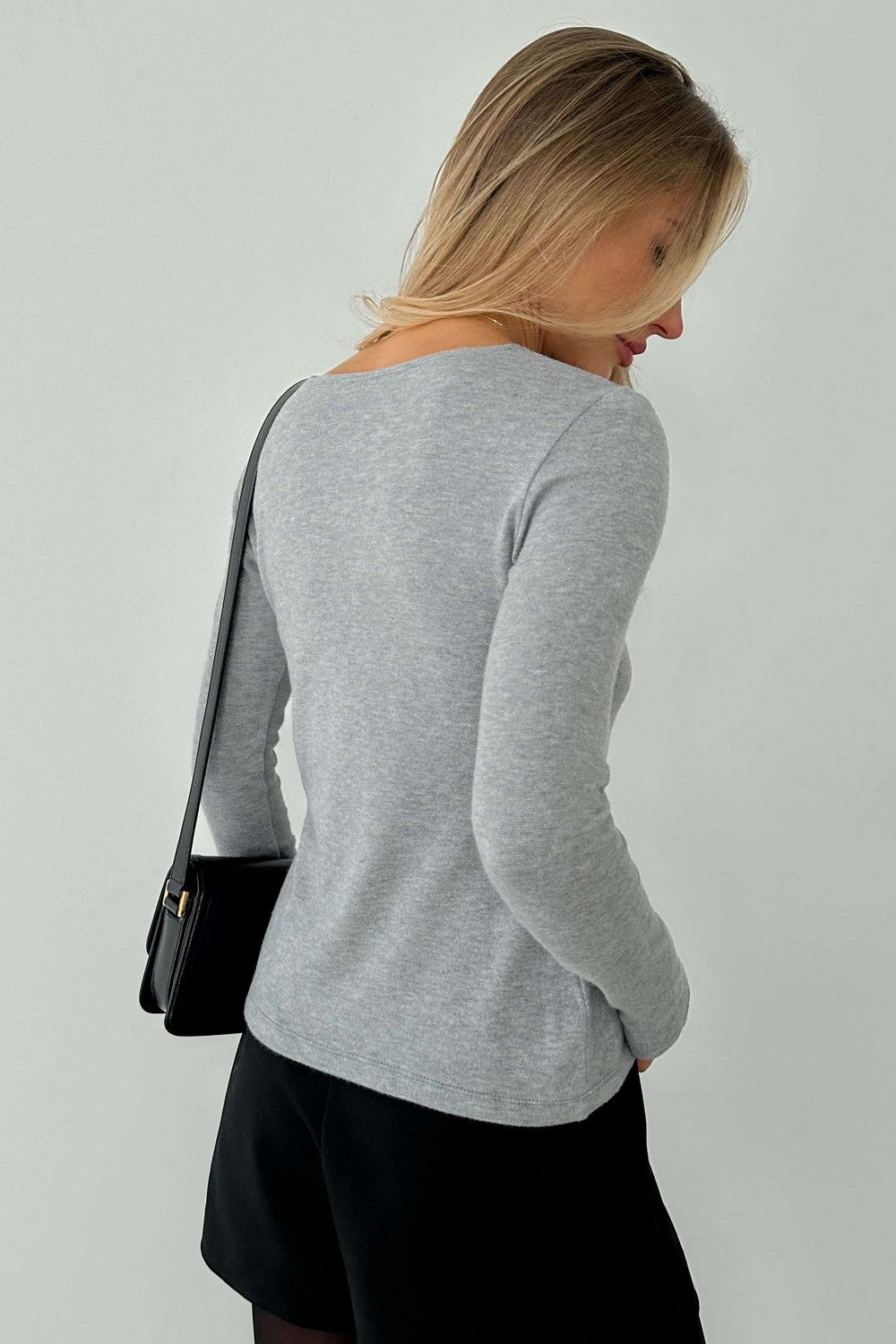 Трикотажный лонгслив WL23802/7 Thursday gray