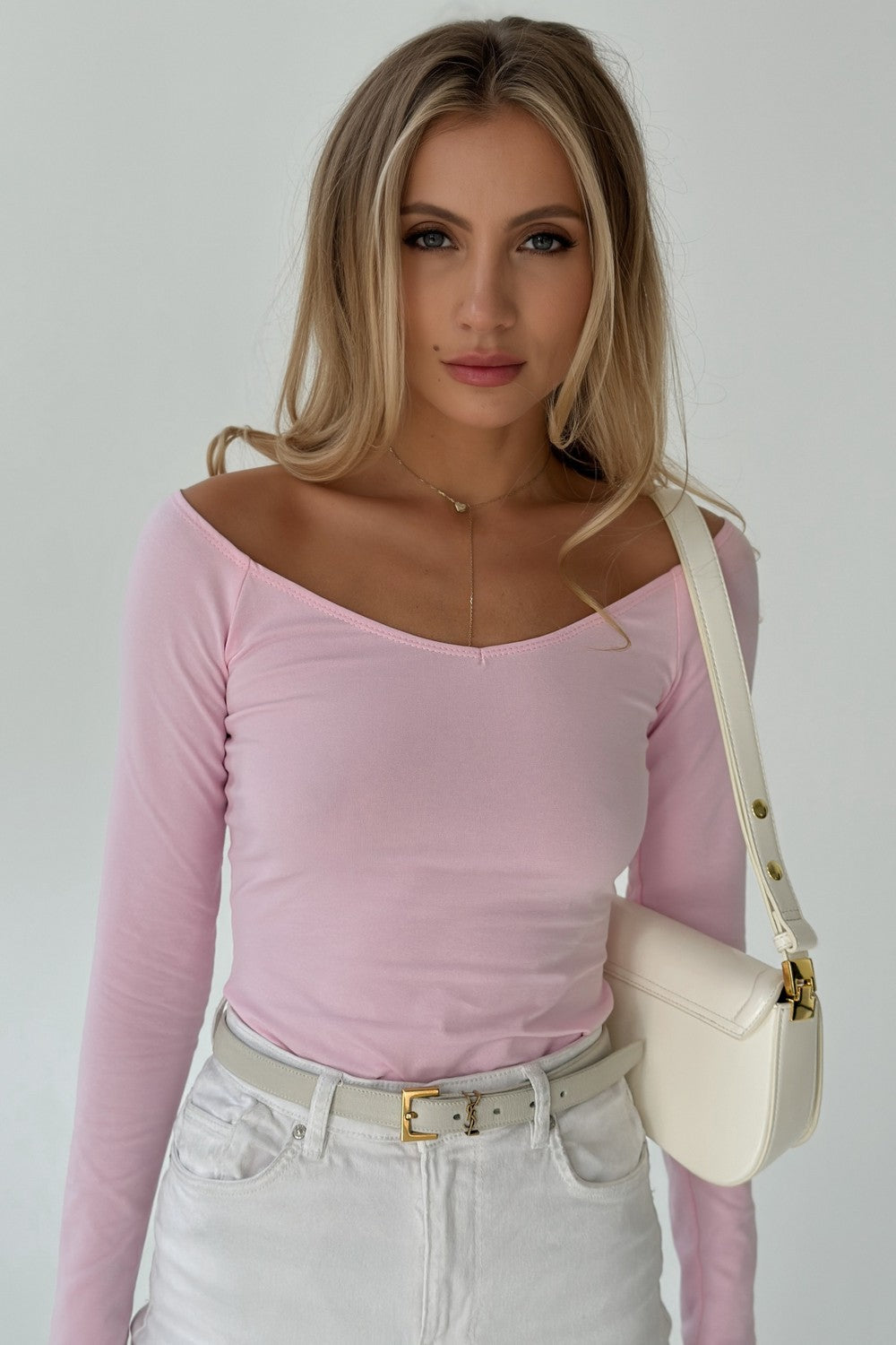 Хлопковый лонгслив с глубоким вырезом Z23811/6 Aries rose