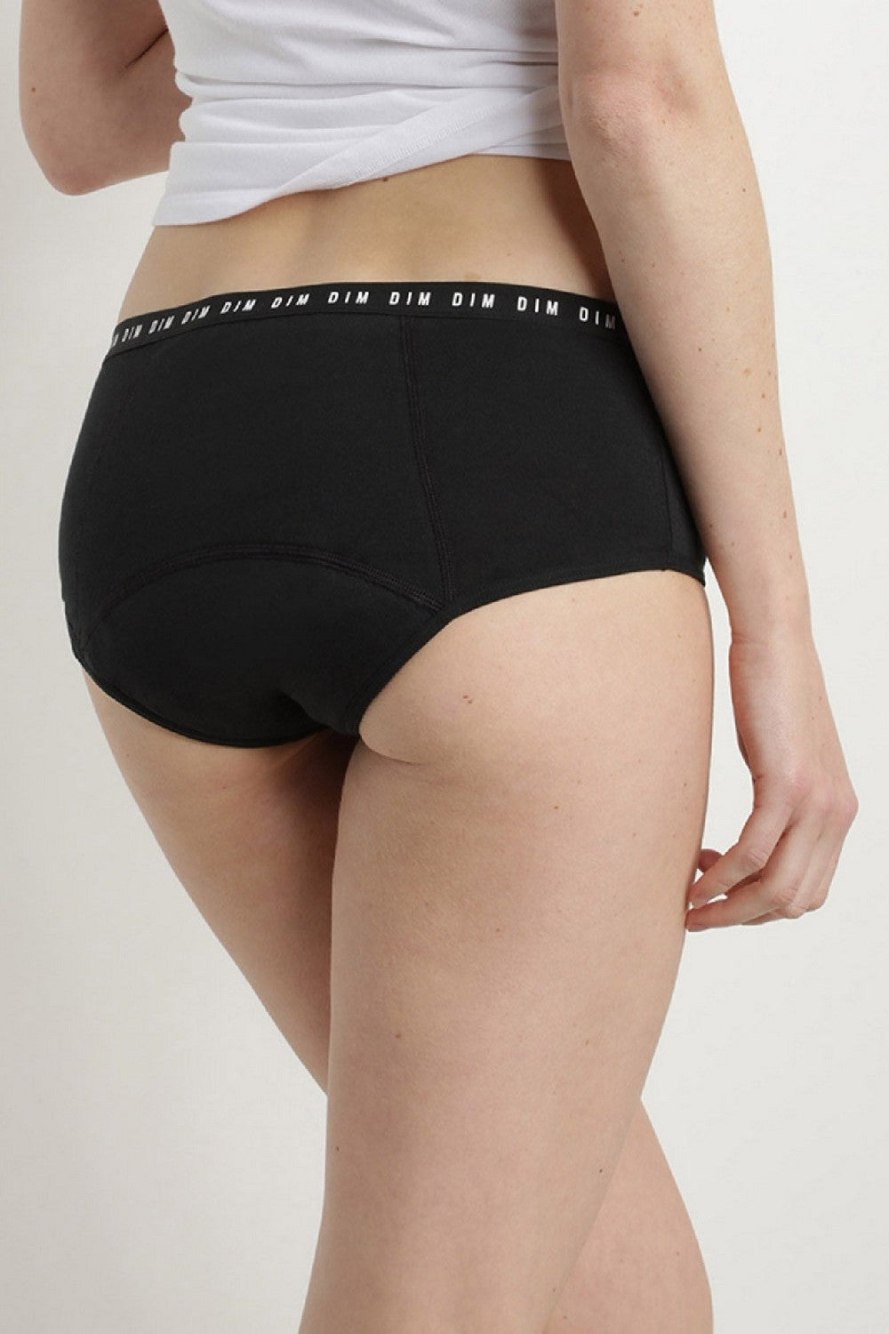 Менструальные шортики D0AYB black