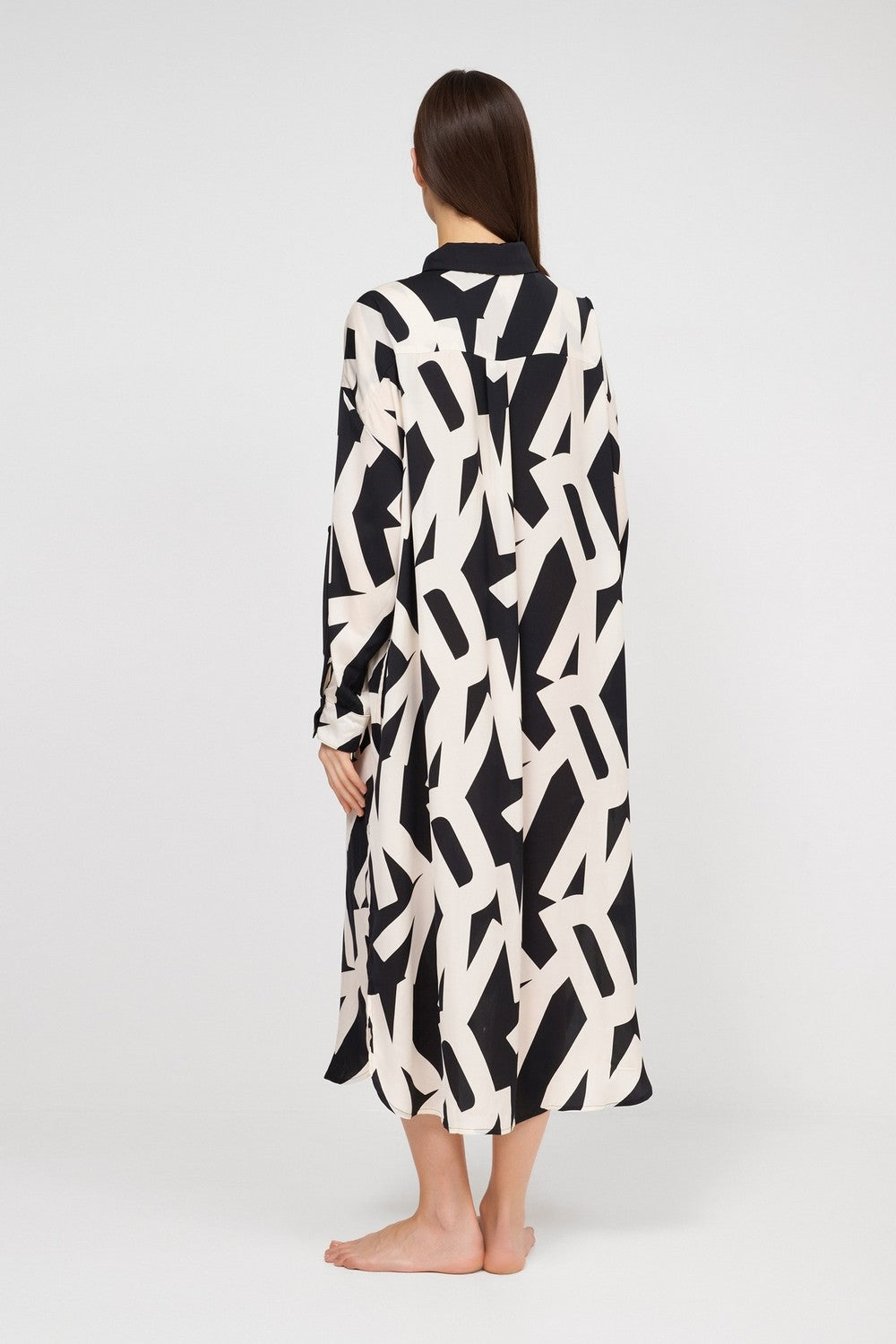 Длинный халат на пуговицах YI20019 black