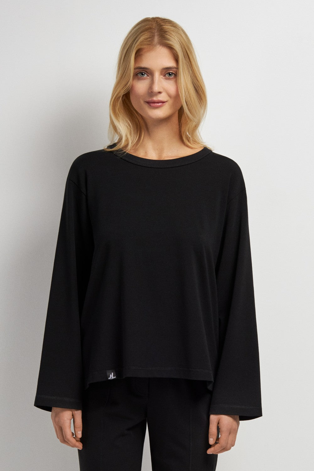 Кофта вільного крою LKK 07/16/02 Basic black