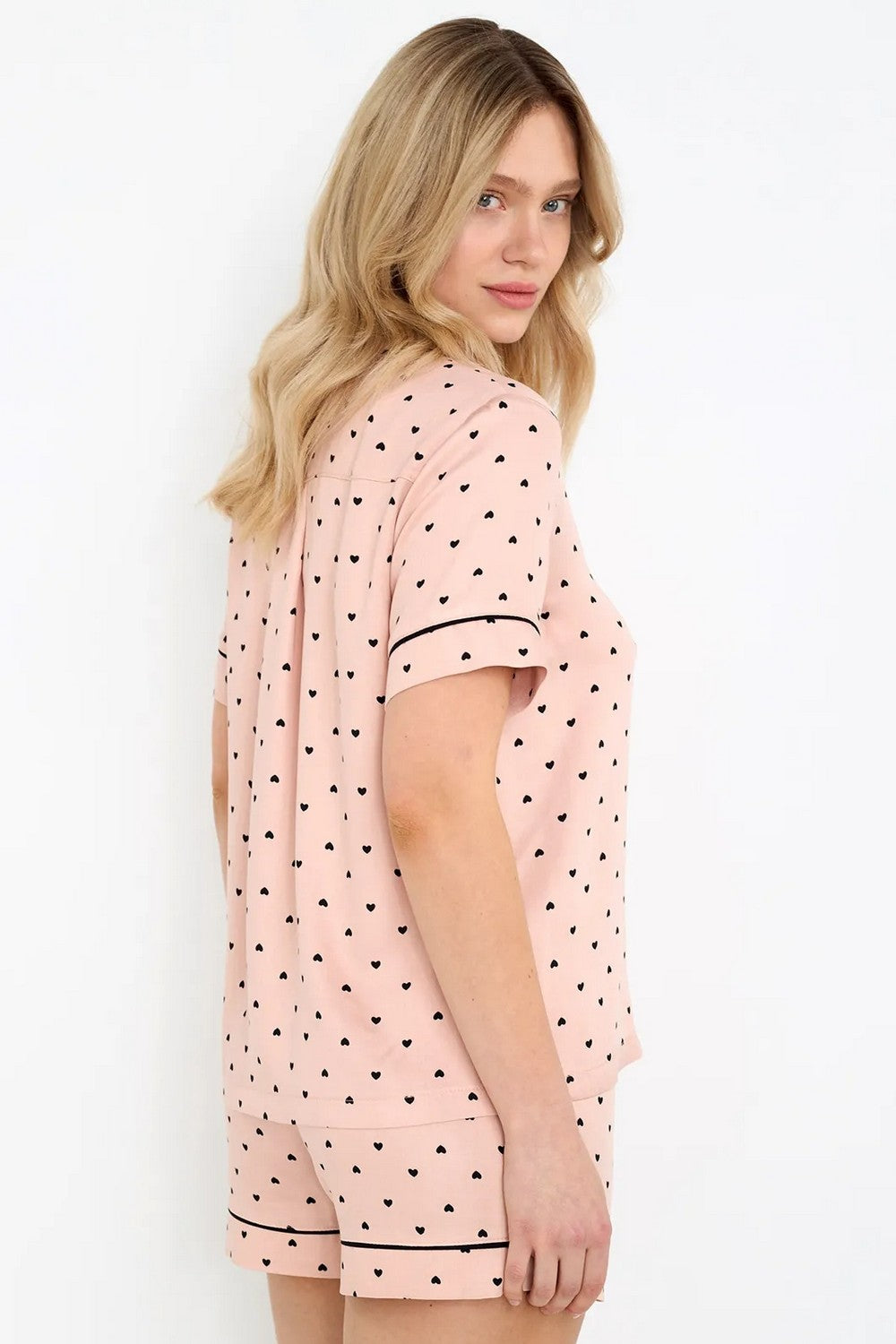 Піжама з шортами LPB 5372/09/02 Powder Love beige Ellen