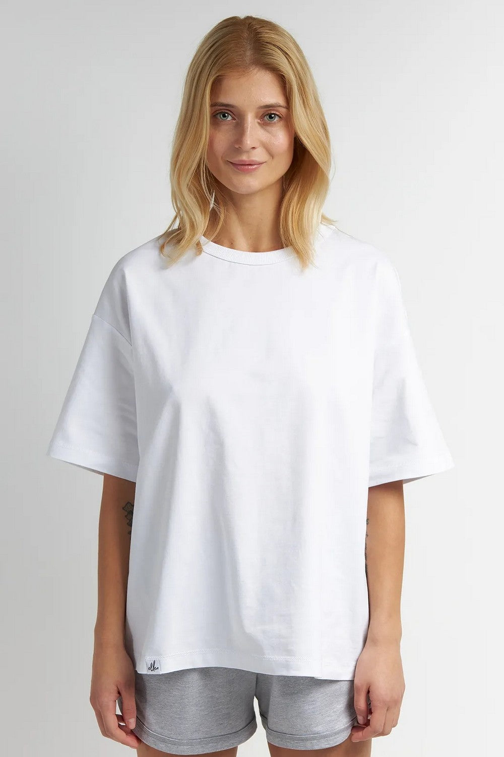 Хлопковая футболка оверсайз LSK 32/01/01 Basic white