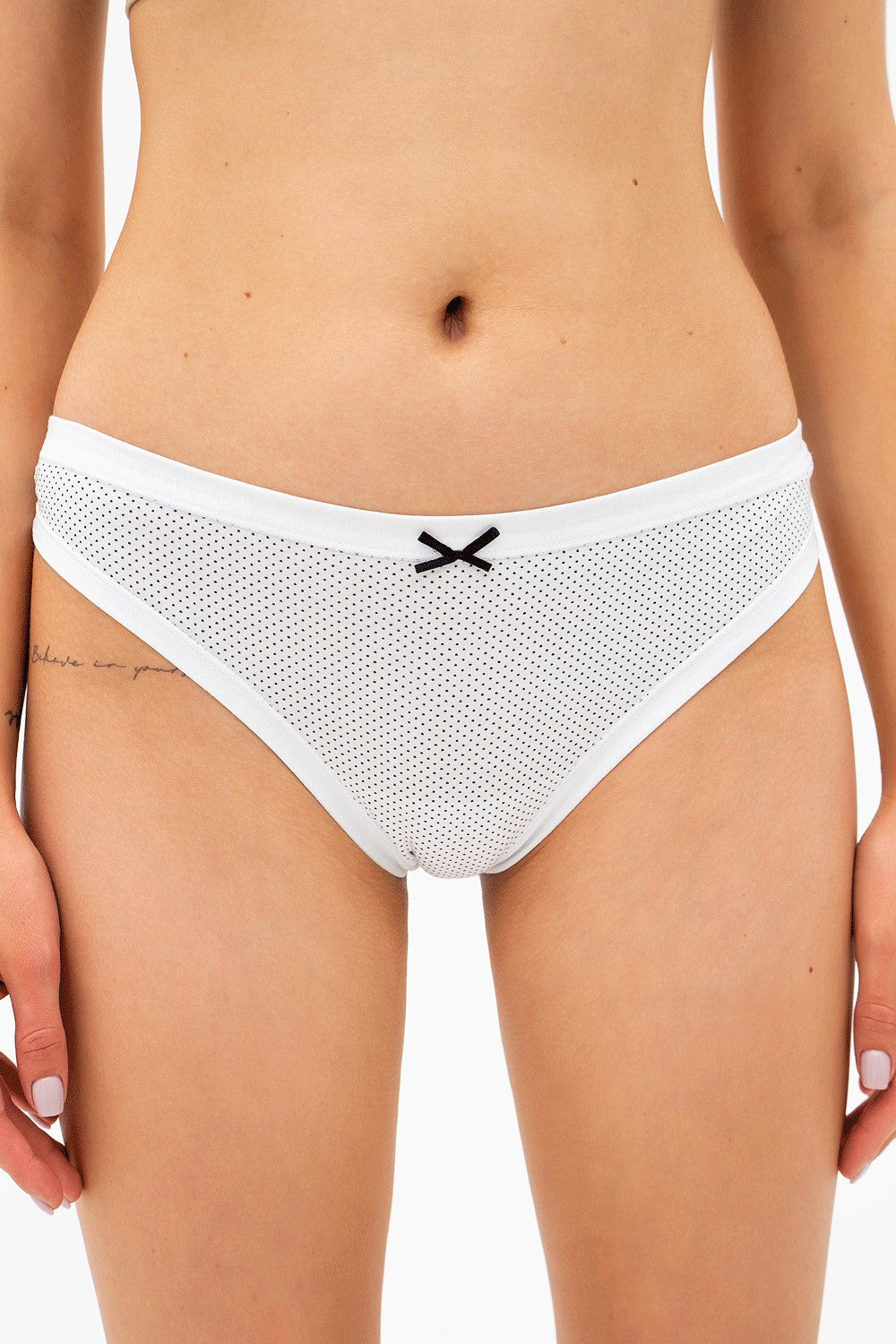 Хлопковые стринги в горошек 1590