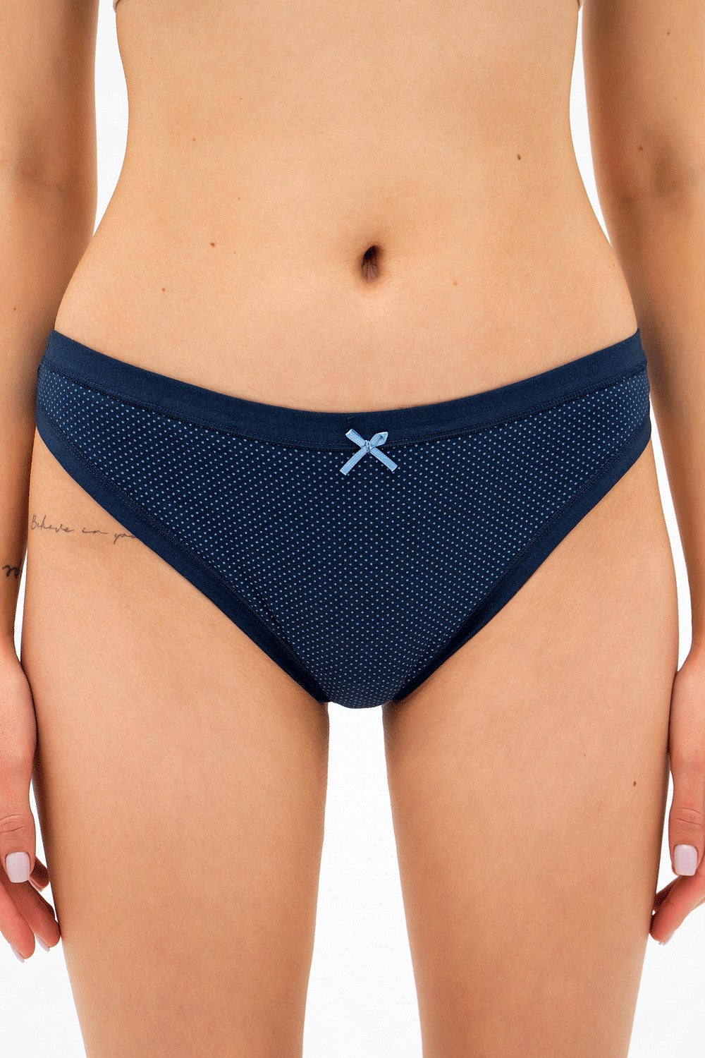 Хлопковые стринги в горошек 1590