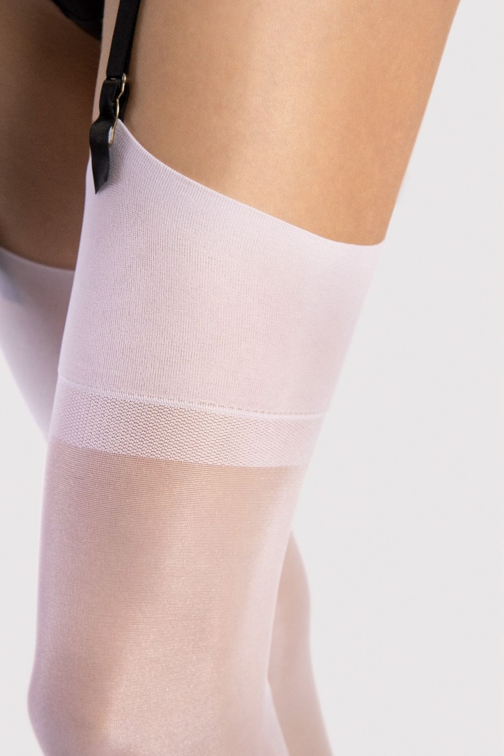 Гладкие чулки с подвязками Infini O4112